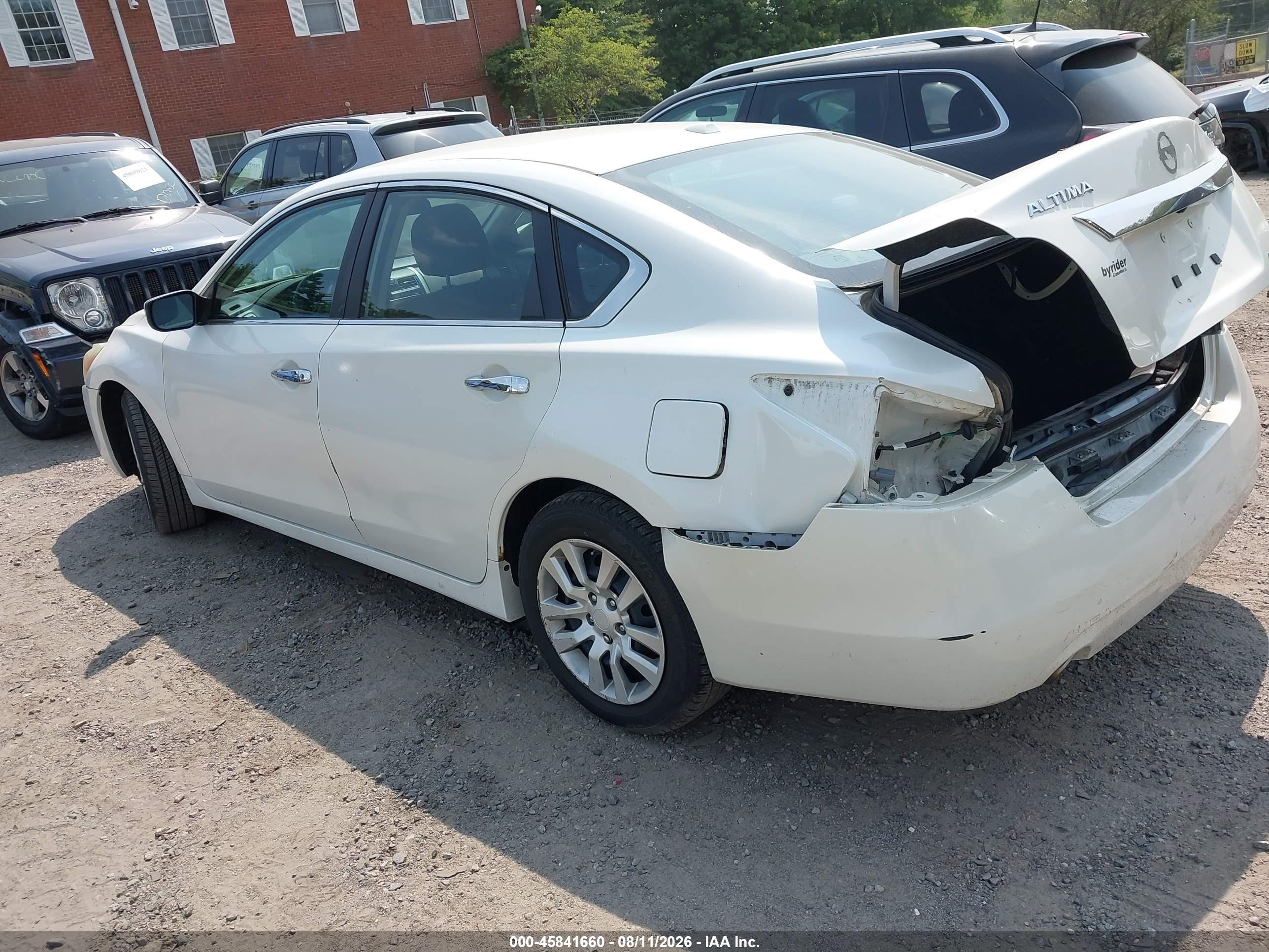 2014 Nissan Altima 2.5 S Белый vin: 1N4AL3APXEC168569