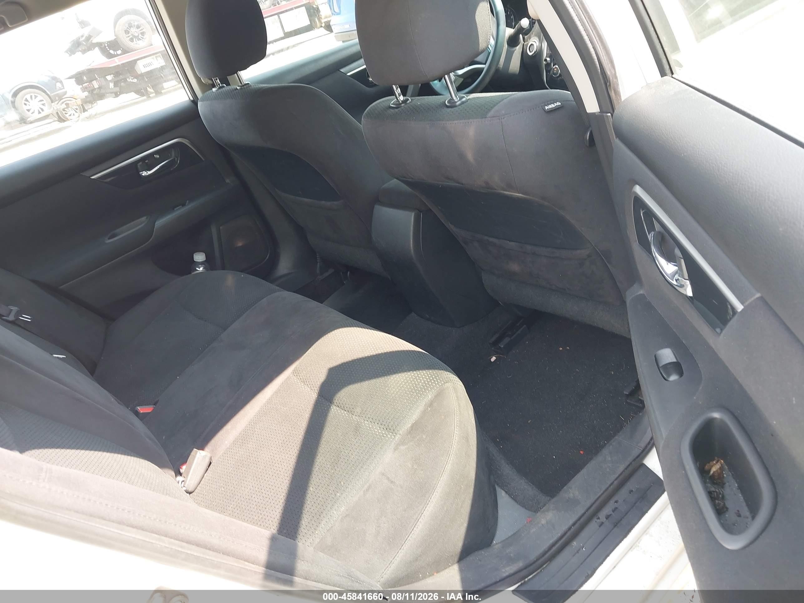 2014 Nissan Altima 2.5 S Белый vin: 1N4AL3APXEC168569