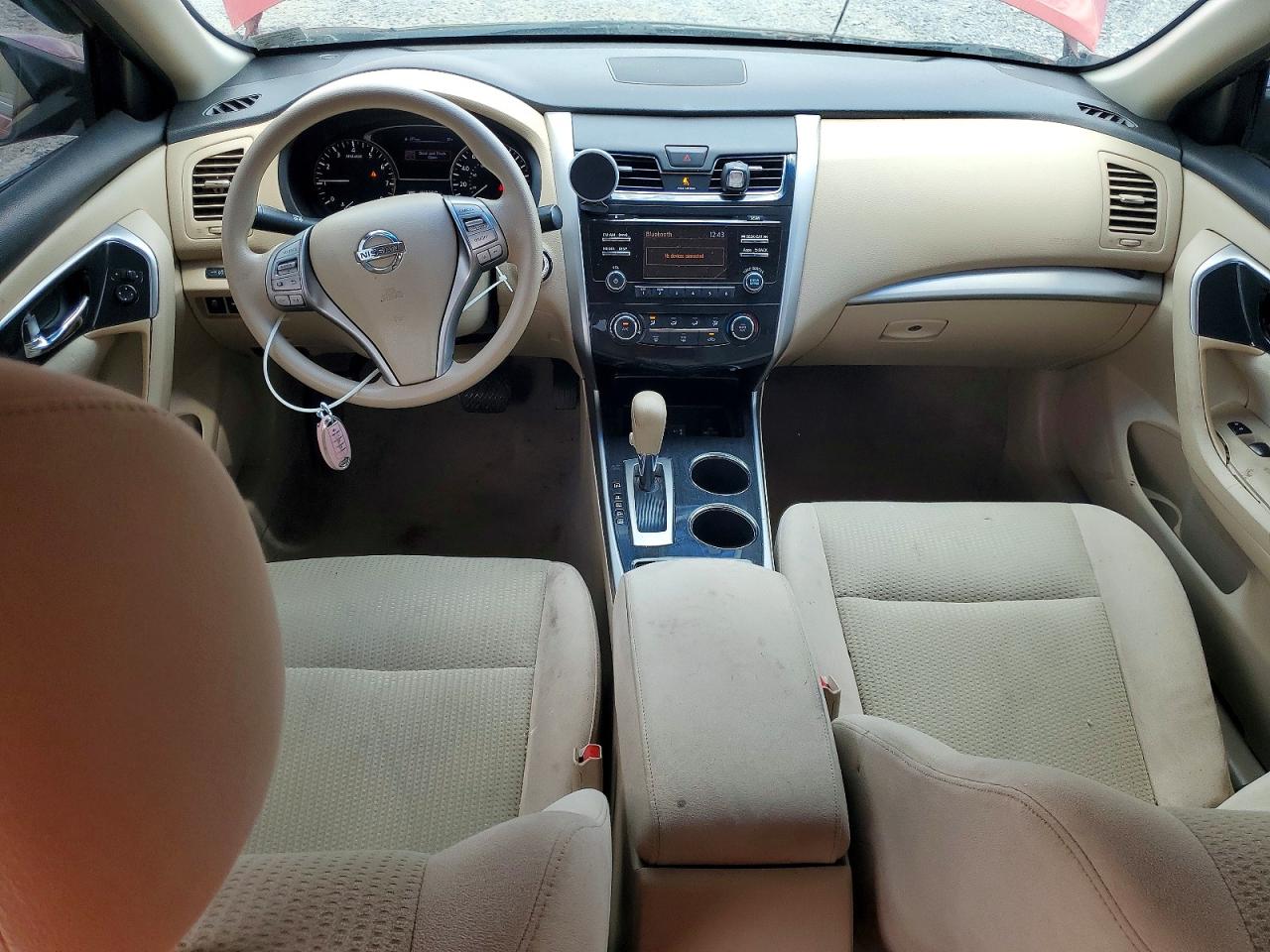 2014 Nissan Altima 2.5 S Red vin: 1N4AL3APXEC177952