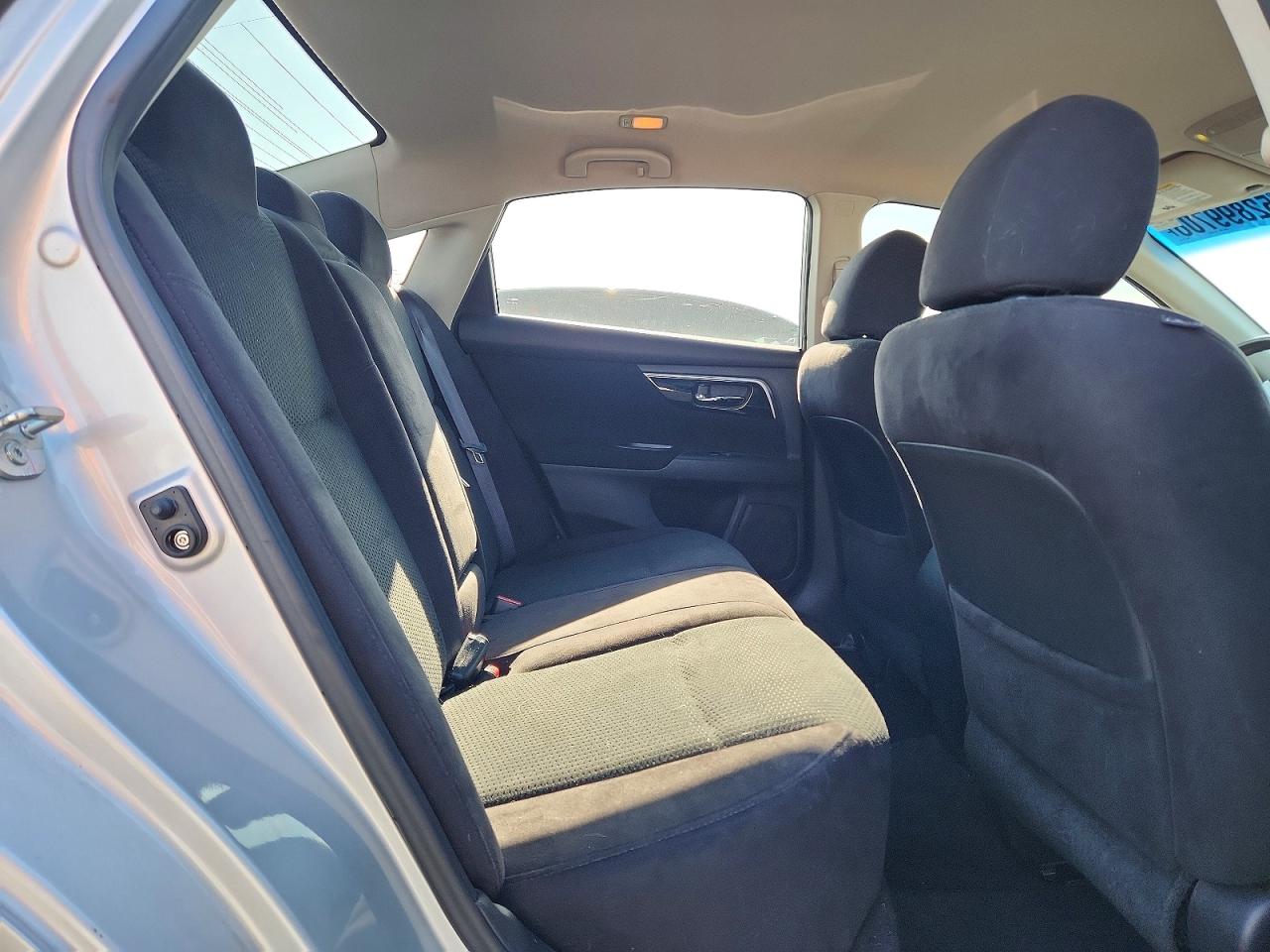 2014 Nissan Altima 2.5 S Silver vin: 1N4AL3APXEC271748
