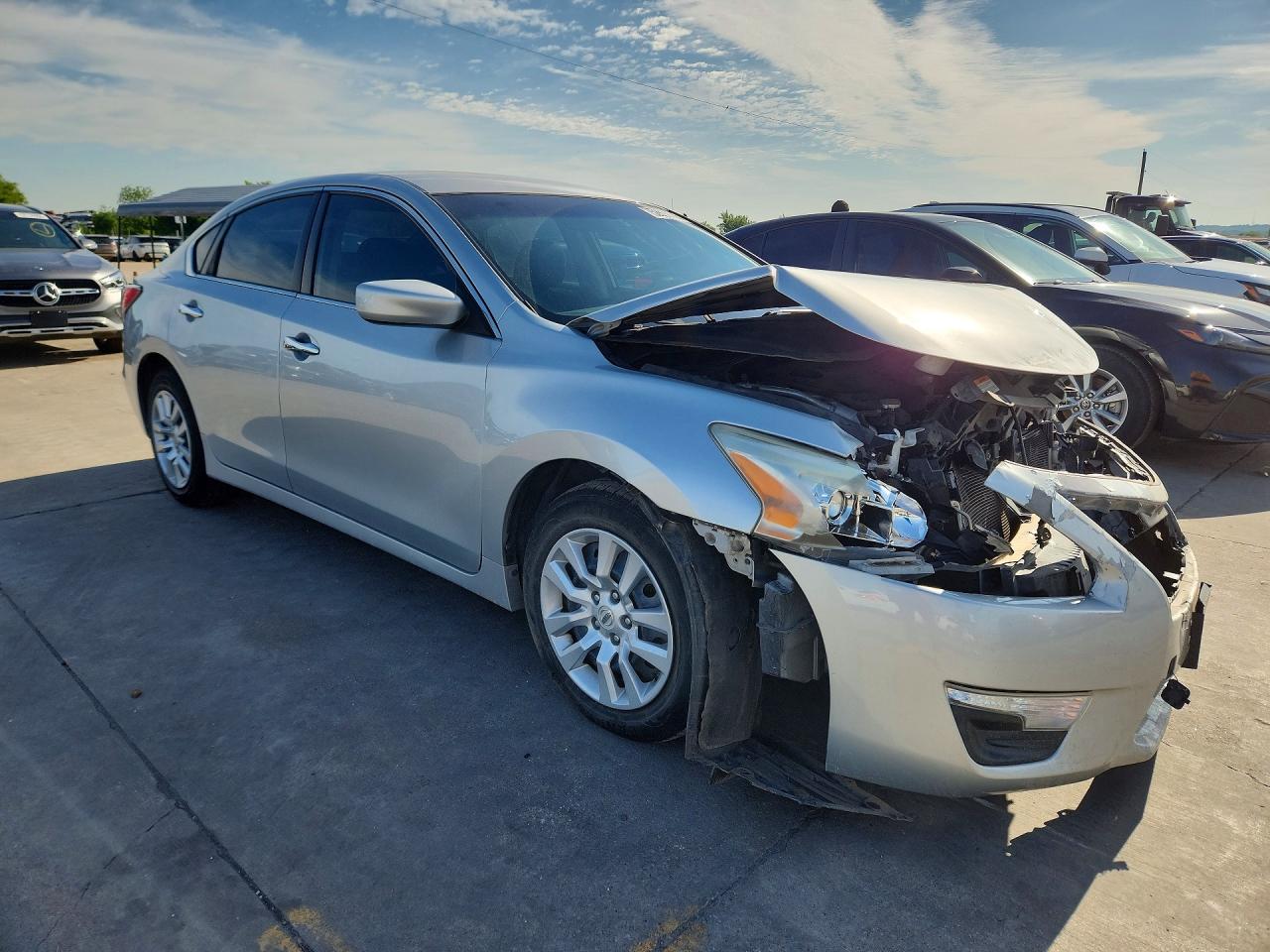 2014 Nissan Altima 2.5 S Silver vin: 1N4AL3APXEC271748