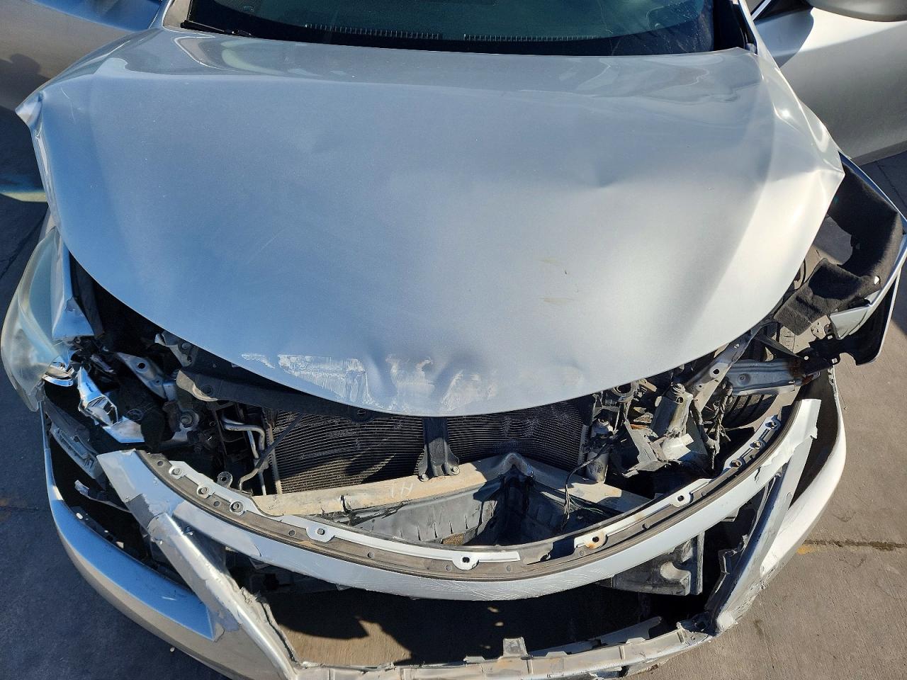 2014 Nissan Altima 2.5 S Silver vin: 1N4AL3APXEC271748