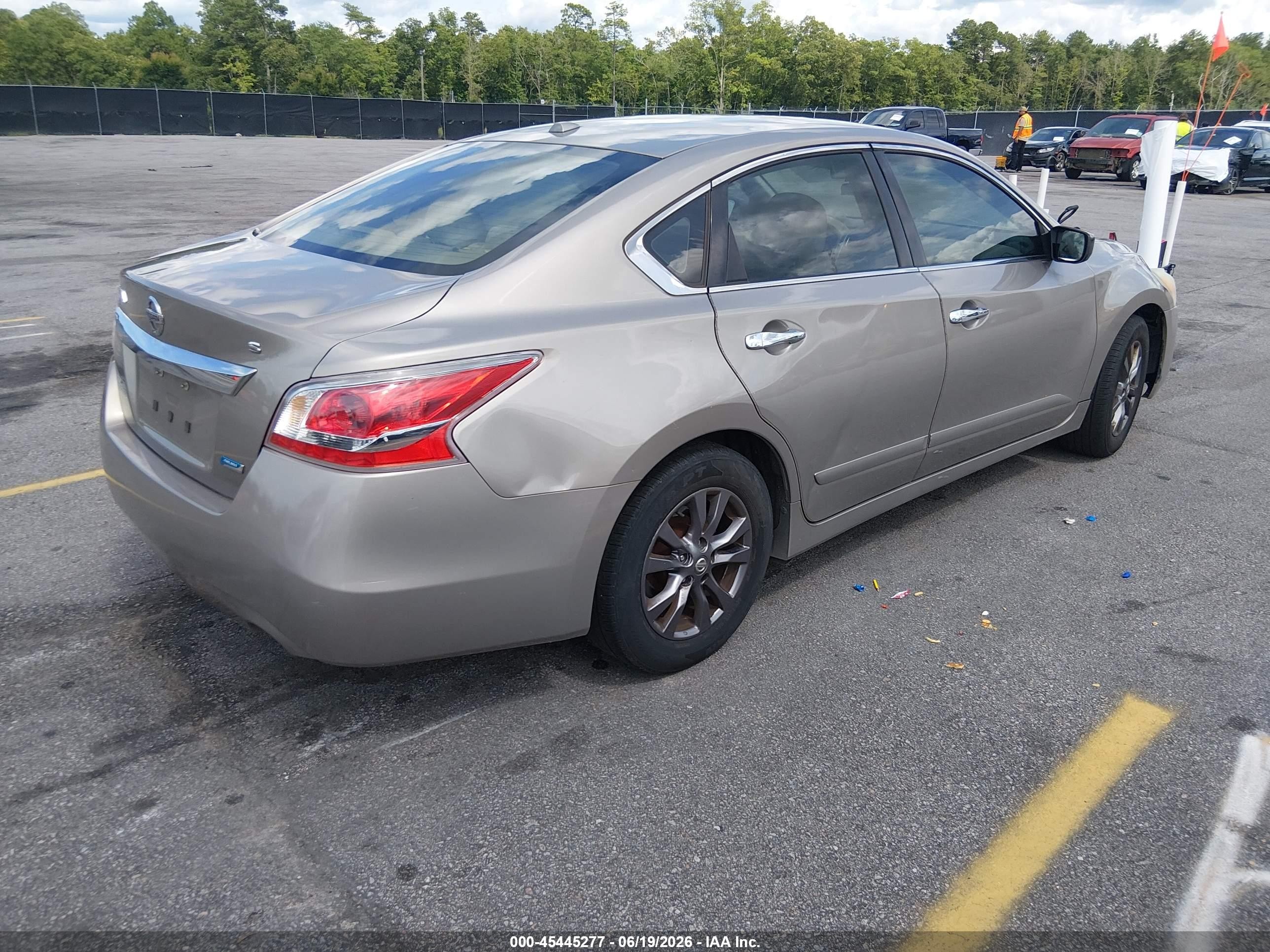 2014 Nissan Altima 2.5 S Tan vin: 1N4AL3APXEC281390