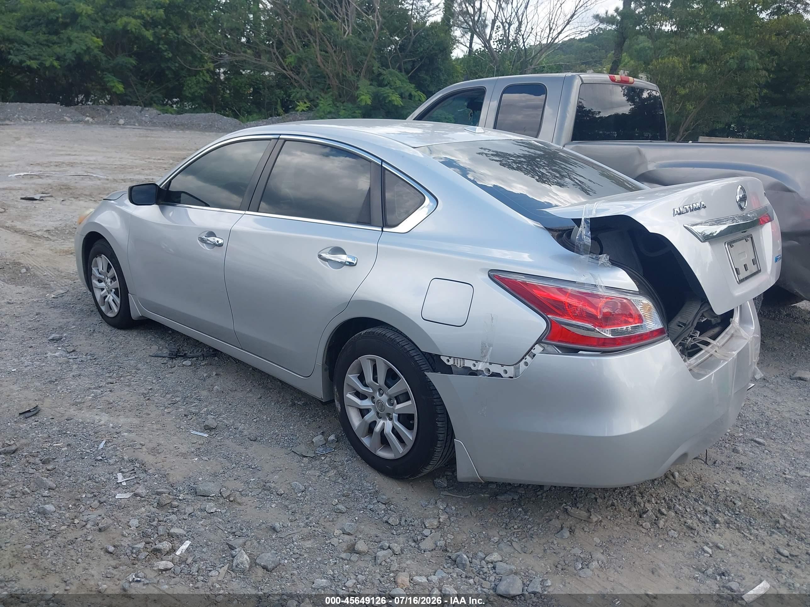 2014 Nissan Altima 2.5 S Silver vin: 1N4AL3APXEC323122