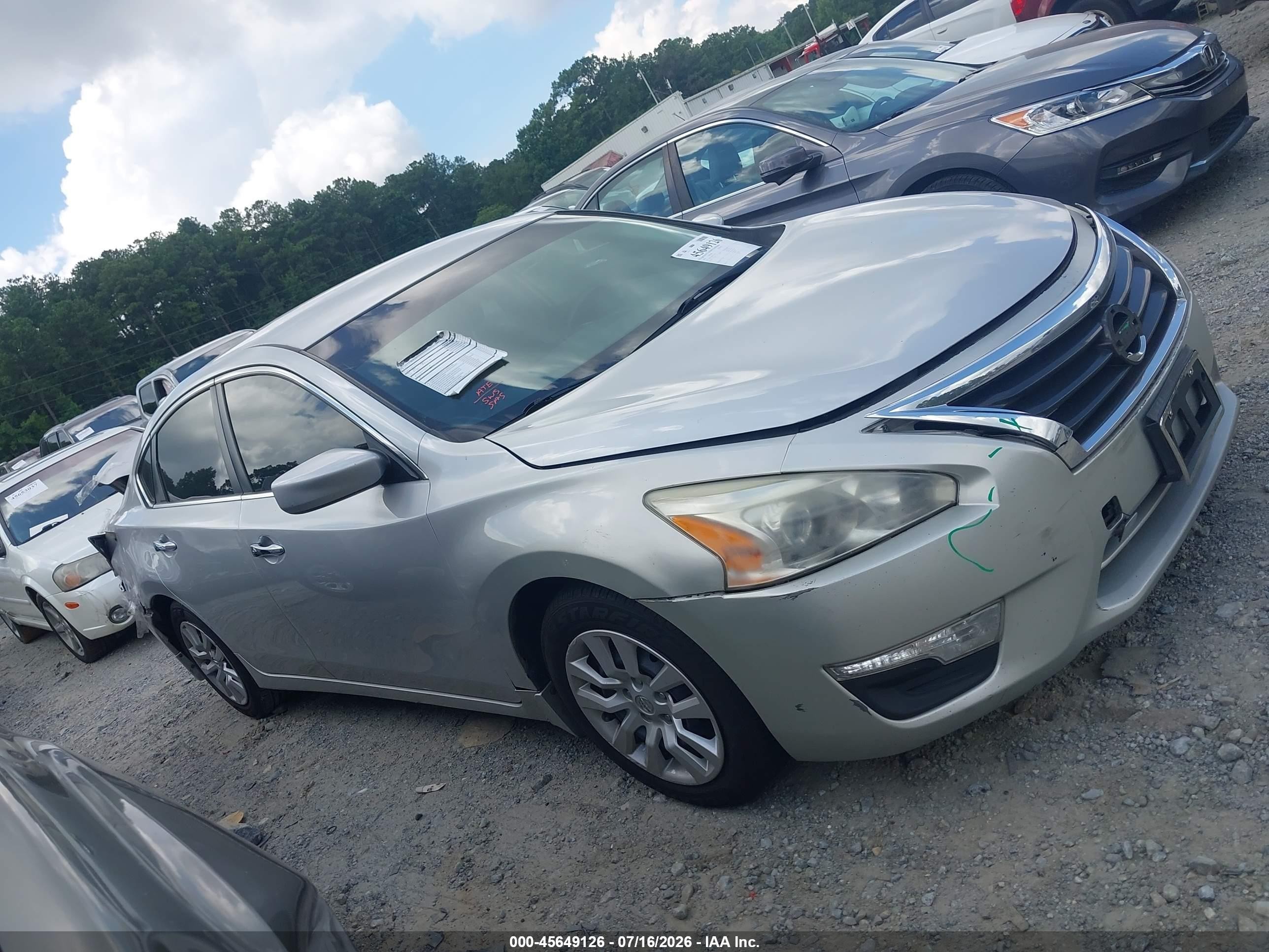 2014 Nissan Altima 2.5 S Silver vin: 1N4AL3APXEC323122