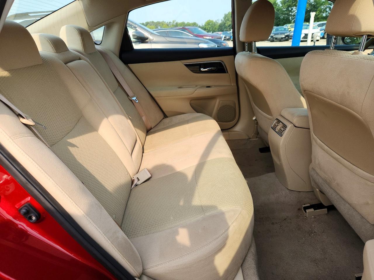2014 Nissan Altima 2.5 Sv Красный vin: 1N4AL3APXEC400779