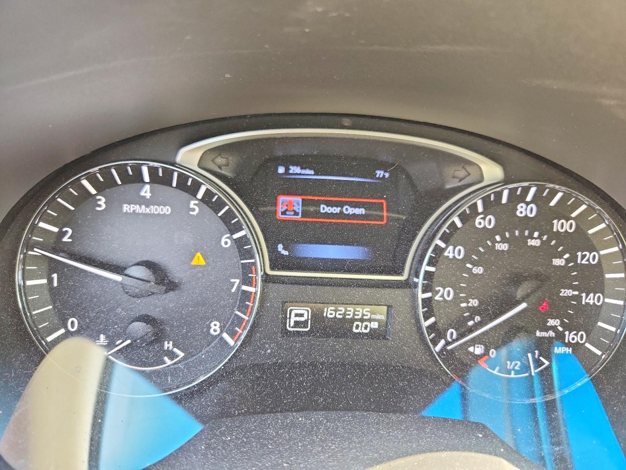 2014 Nissan Altima 2.5 Sv Красный vin: 1N4AL3APXEC400779