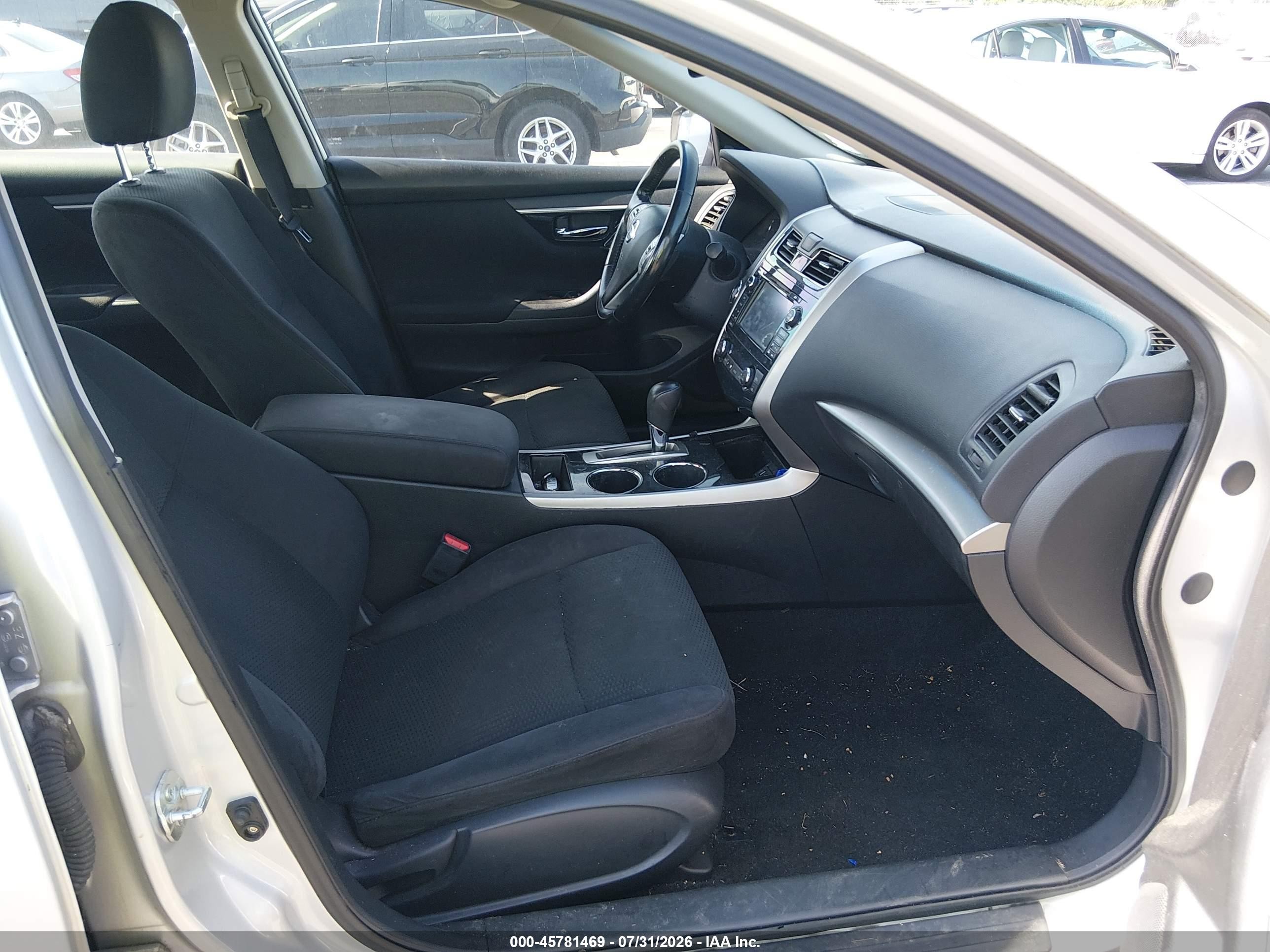 2014 Nissan Altima 2.5 Sv Silver vin: 1N4AL3APXEC401186