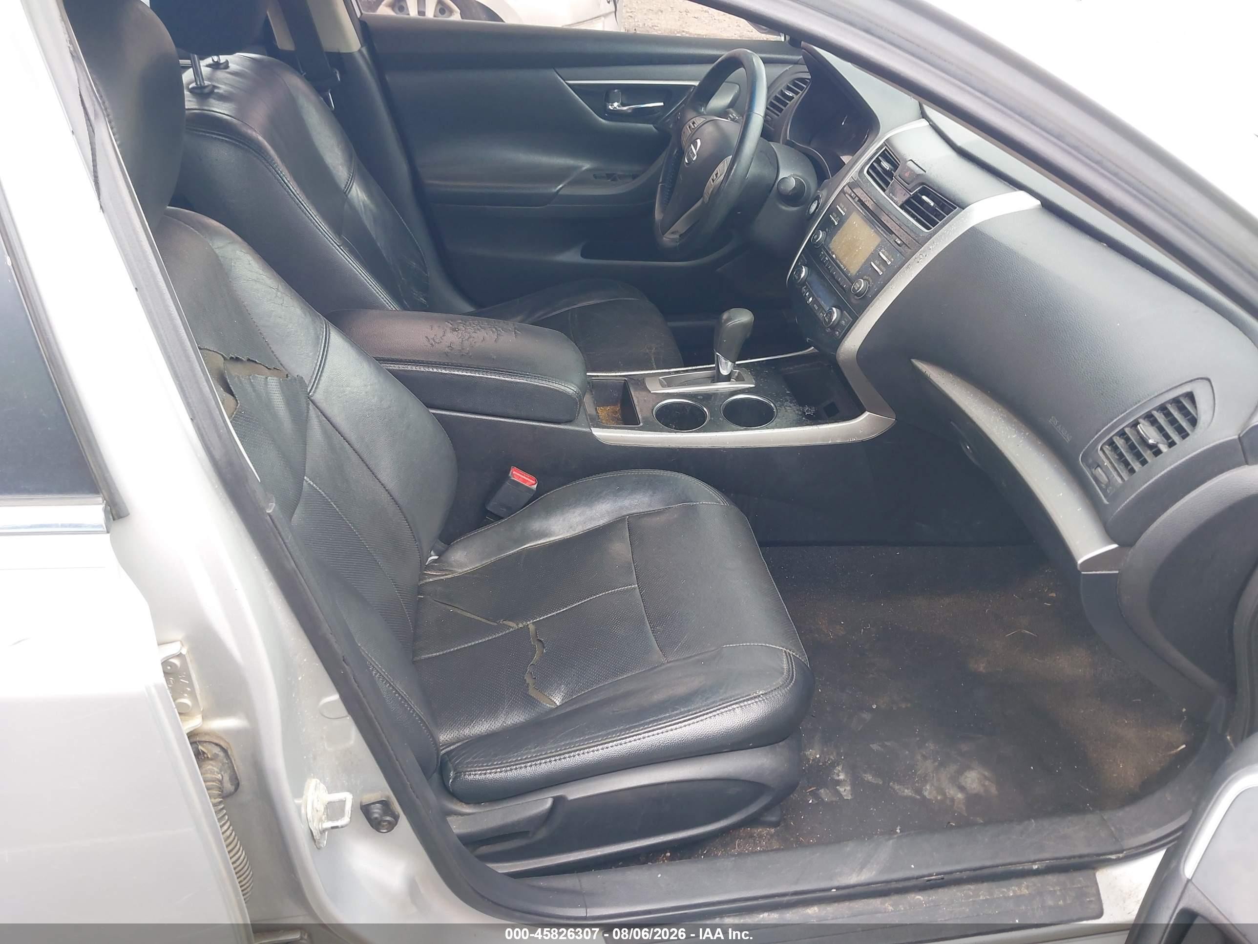 2014 Nissan Altima 2.5 Sv Silver vin: 1N4AL3APXEC402290
