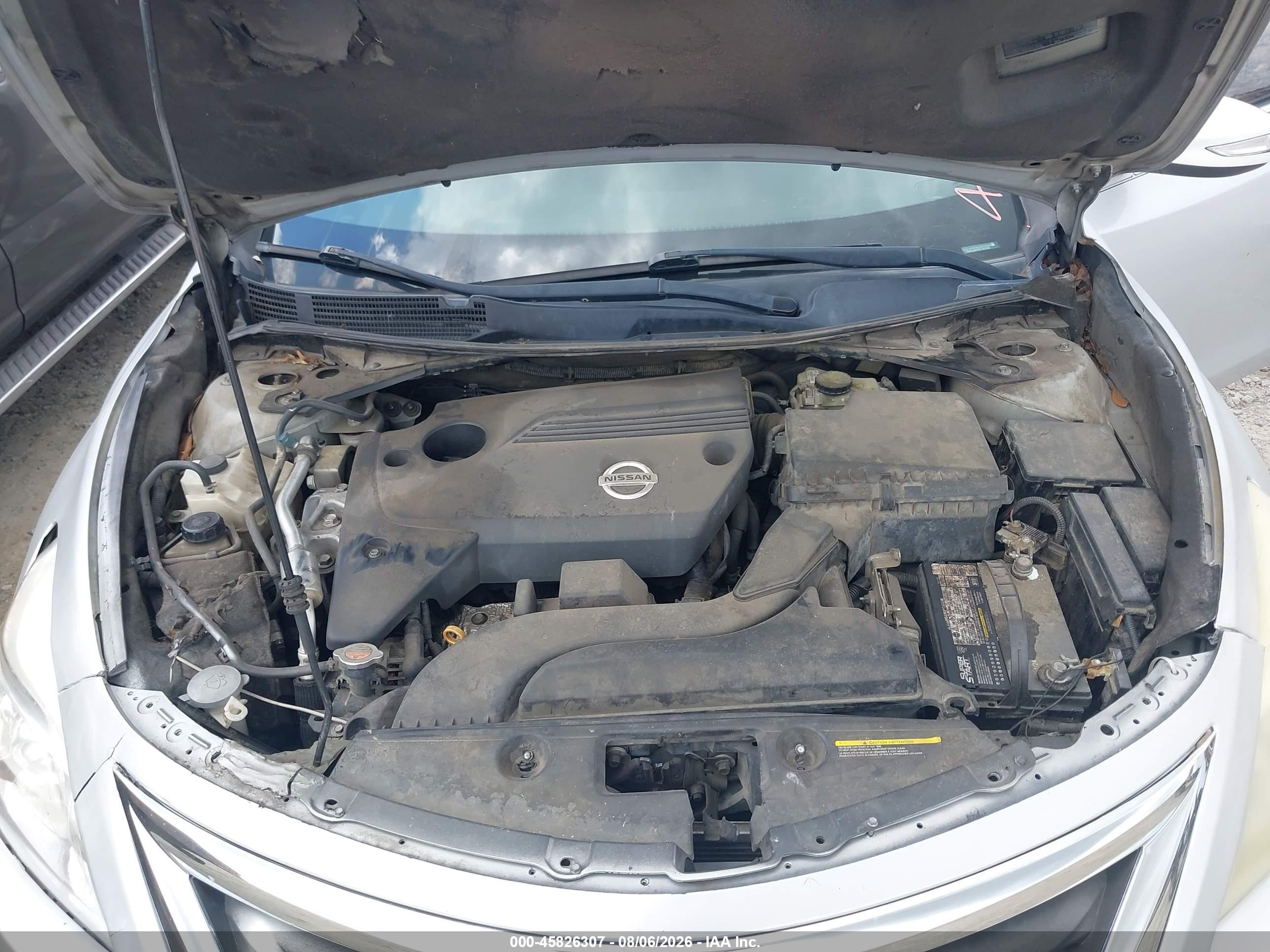2014 Nissan Altima 2.5 Sv Silver vin: 1N4AL3APXEC402290