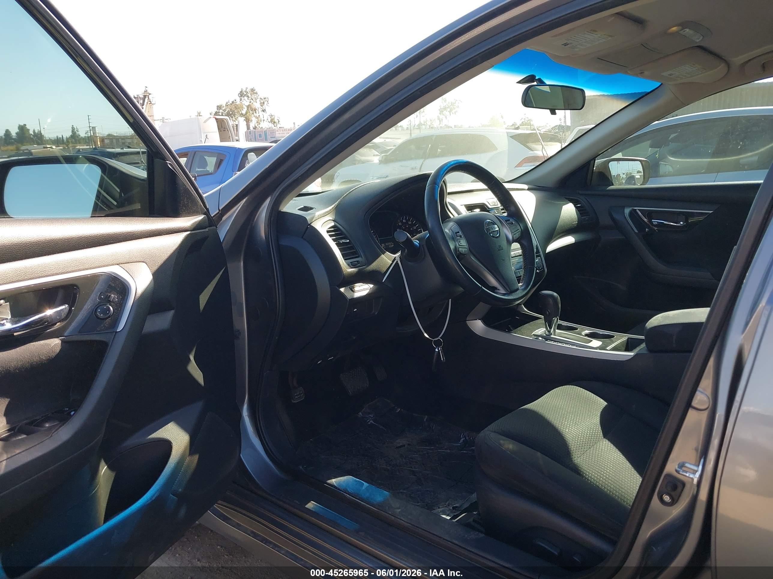 2014 Nissan Altima 2.5 Sv Серый vin: 1N4AL3APXEC404203