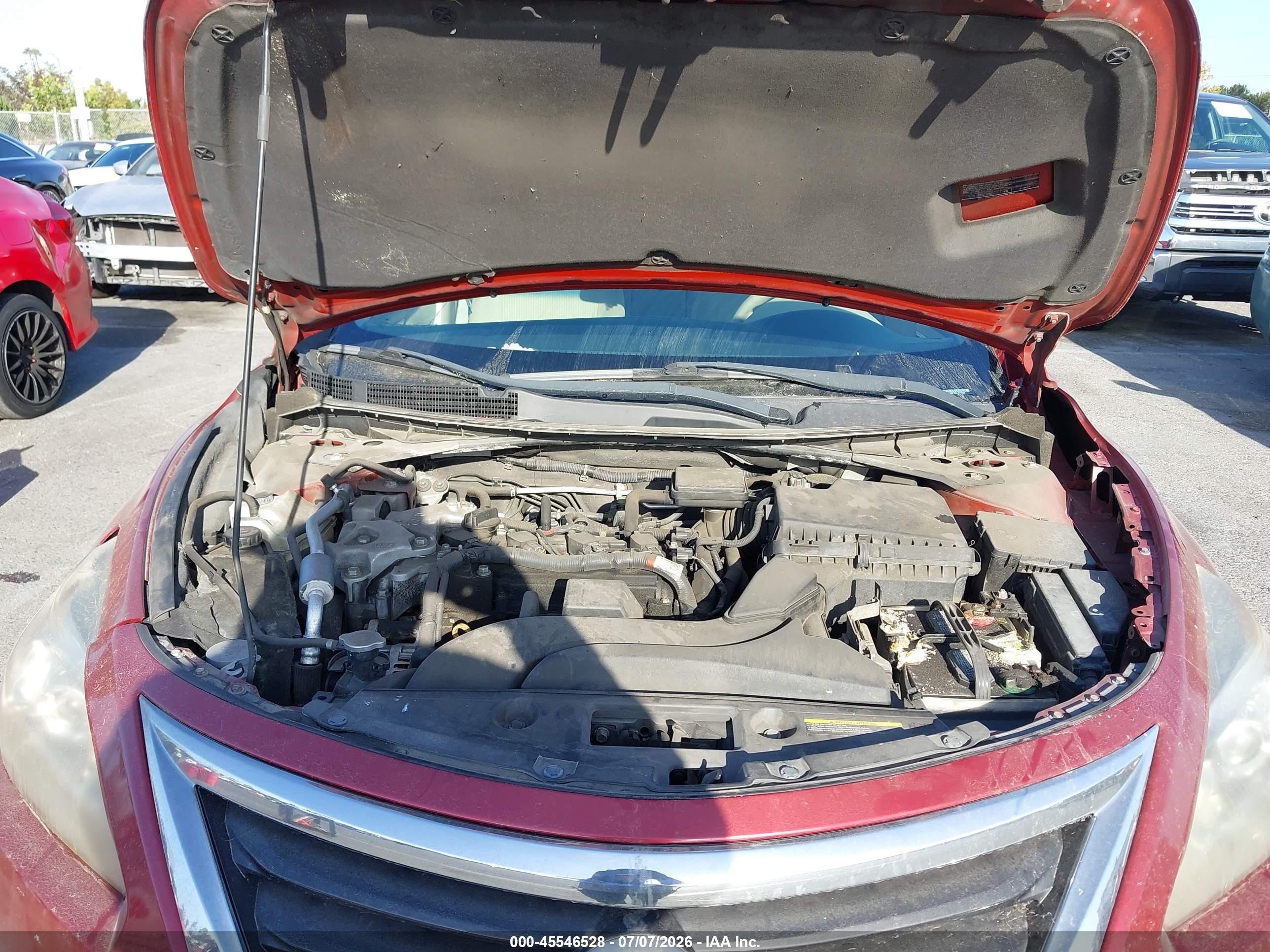 2014 Nissan Altima 2.5 Красный vin: 1N4AL3APXEC417436