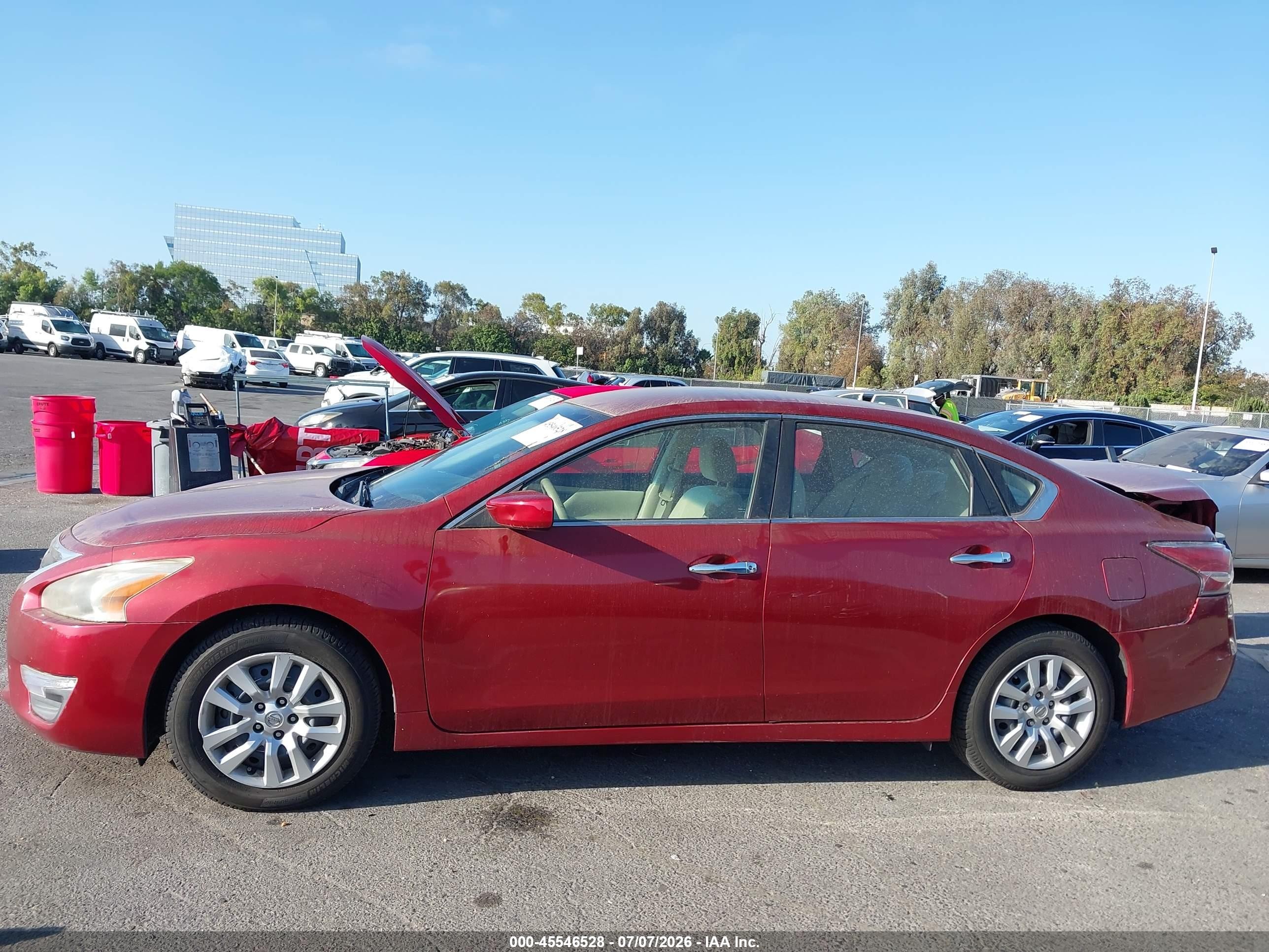 2014 Nissan Altima 2.5 Красный vin: 1N4AL3APXEC417436