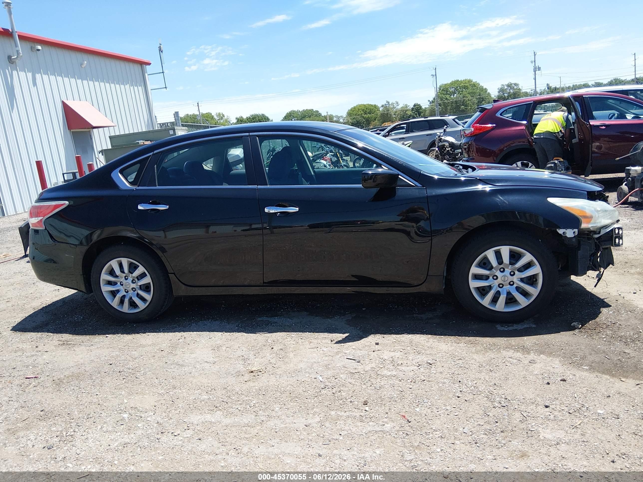 2014 Nissan Altima 2.5 S Black vin: 1N4AL3APXEN208430