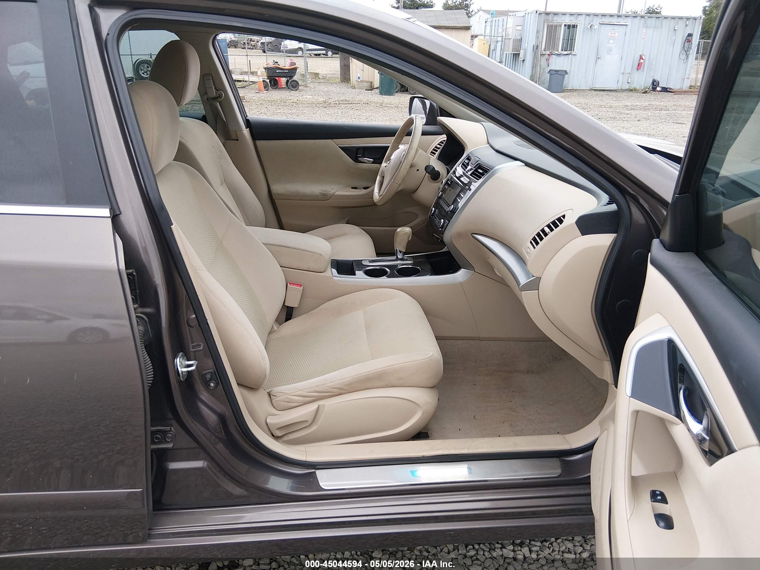 2014 Nissan Altima 2.5 Sv Коричневый vin: 1N4AL3APXEN215734