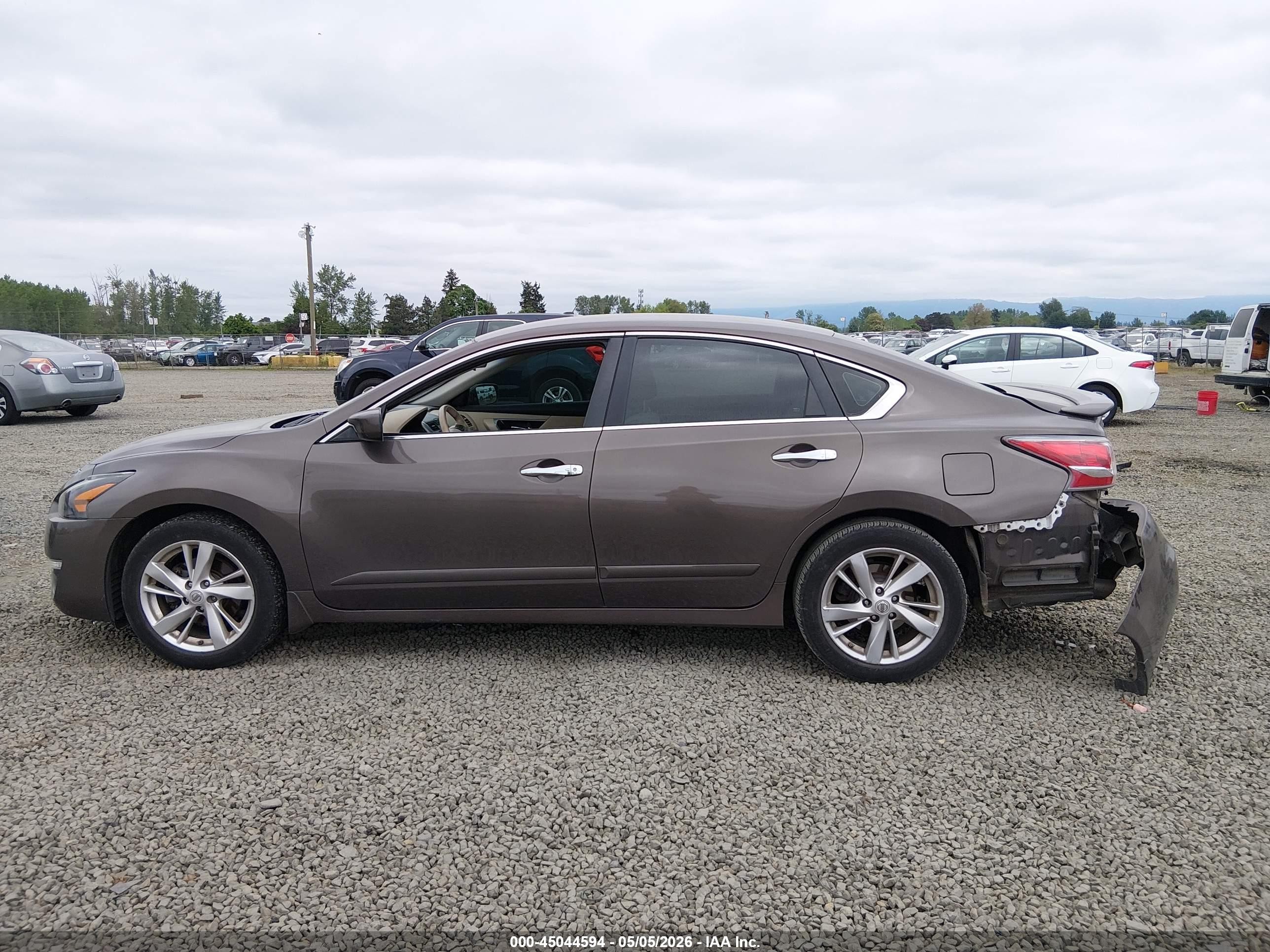 2014 Nissan Altima 2.5 Sv Коричневый vin: 1N4AL3APXEN215734