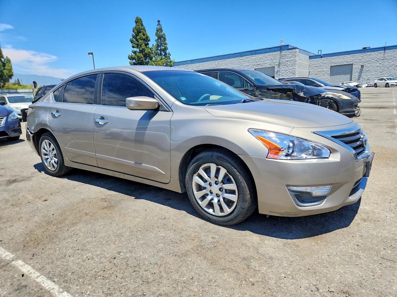 2014 Nissan Altima 2.5 Tan vin: 1N4AL3APXEN218035