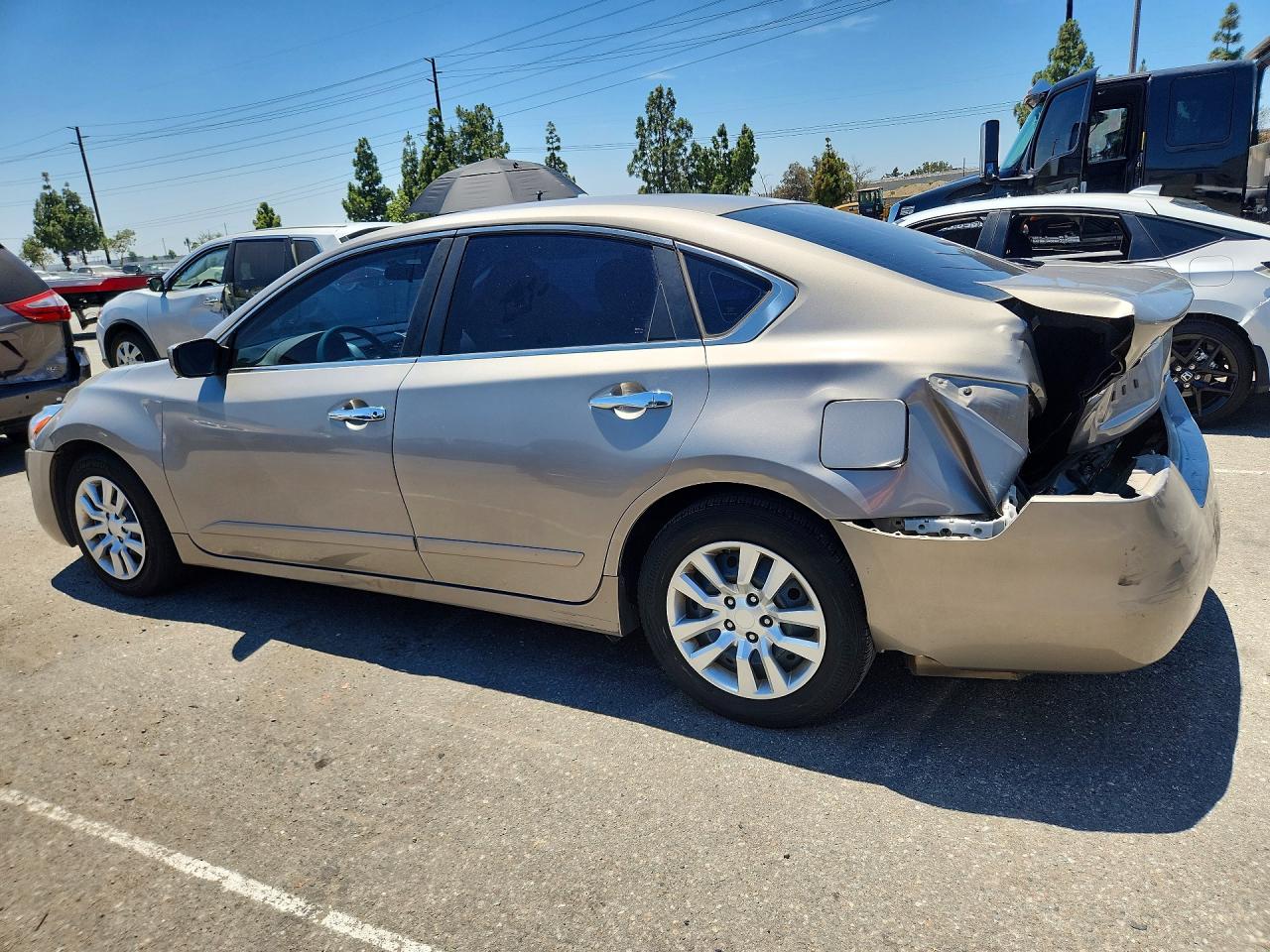 2014 Nissan Altima 2.5 Tan vin: 1N4AL3APXEN218035