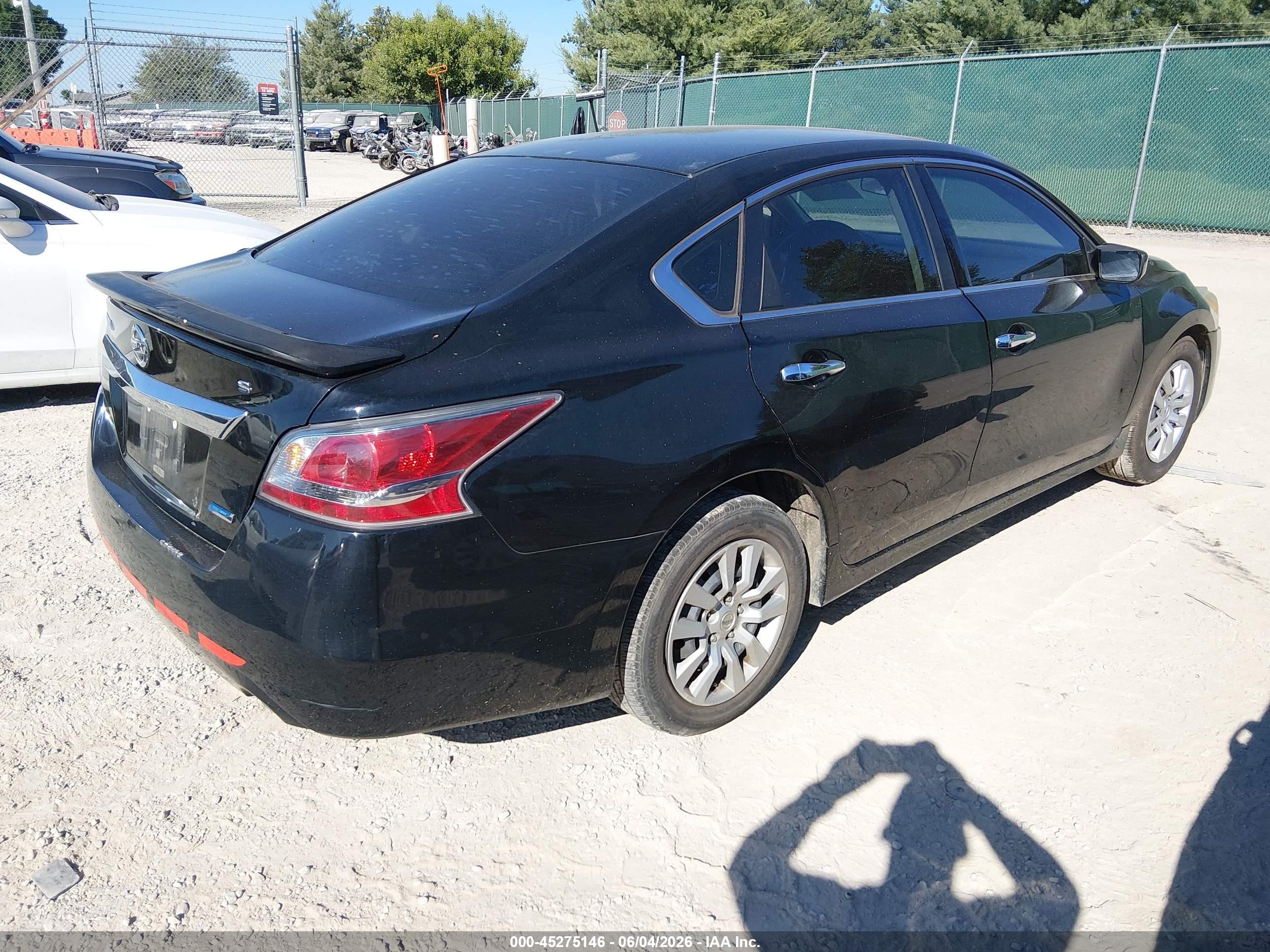 2014 Nissan Altima 2.5 S Black vin: 1N4AL3APXEN229133
