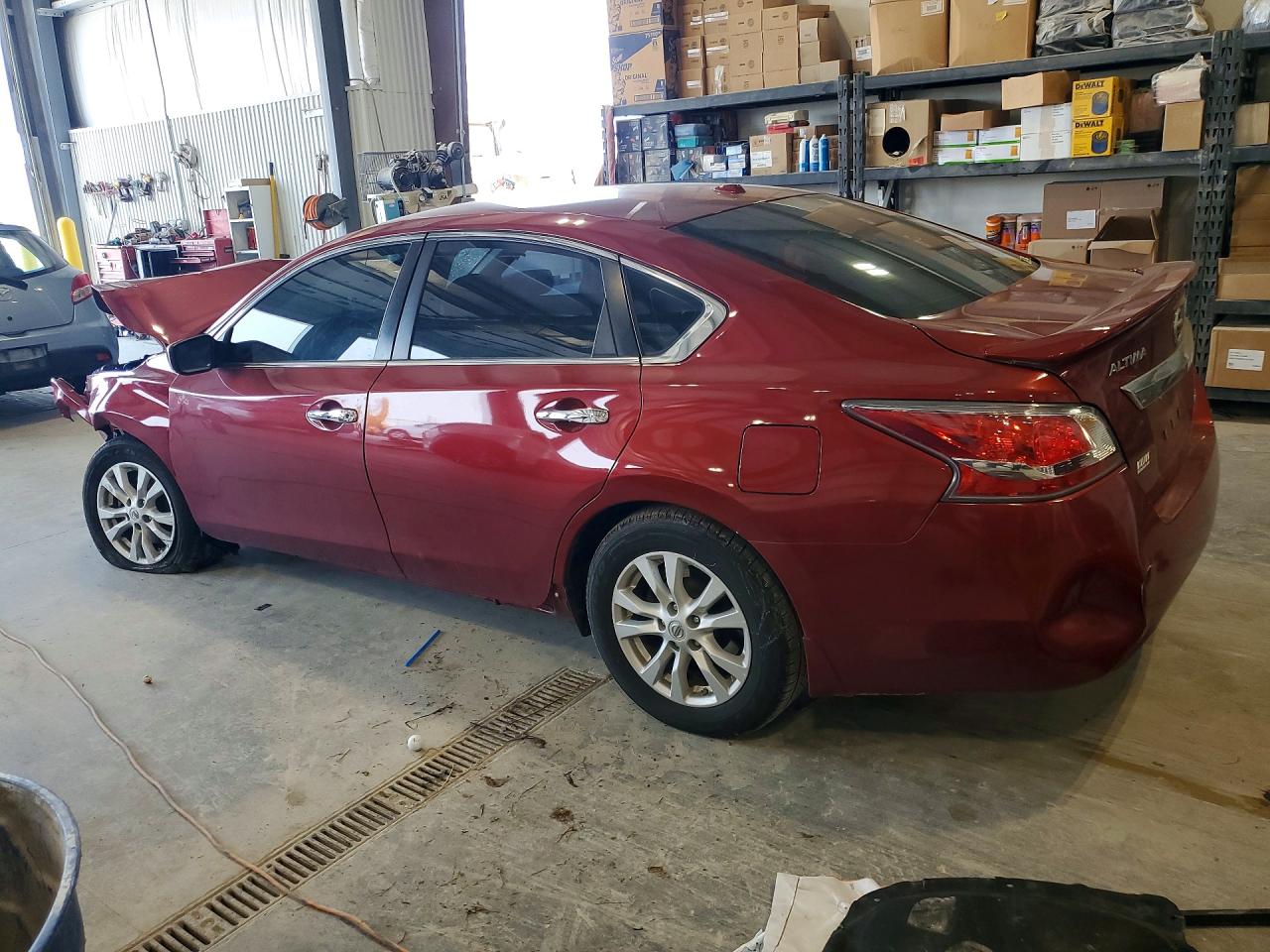 2014 Nissan Altima 2.5 S Red vin: 1N4AL3APXEN233800
