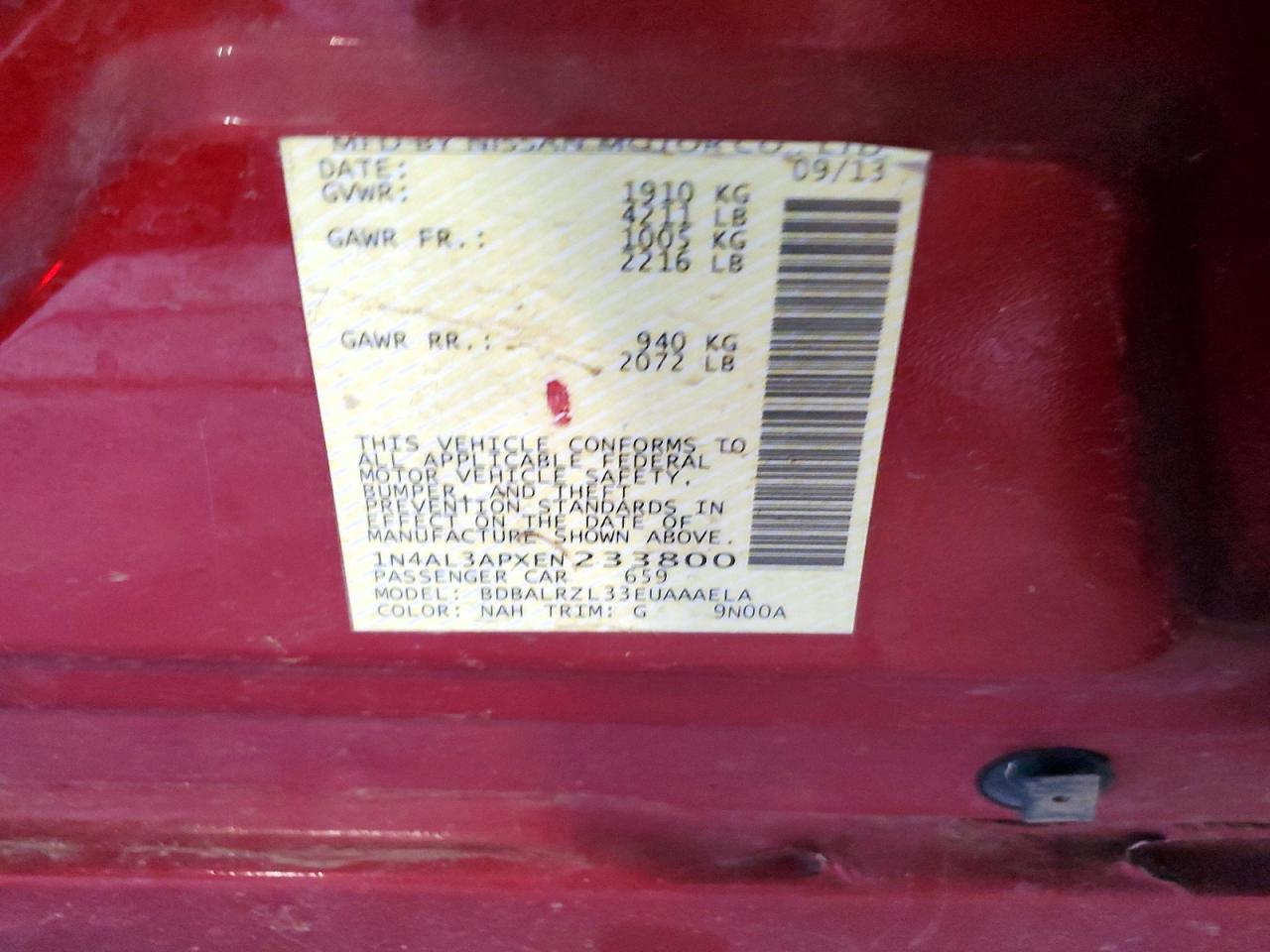 2014 Nissan Altima 2.5 S Red vin: 1N4AL3APXEN233800