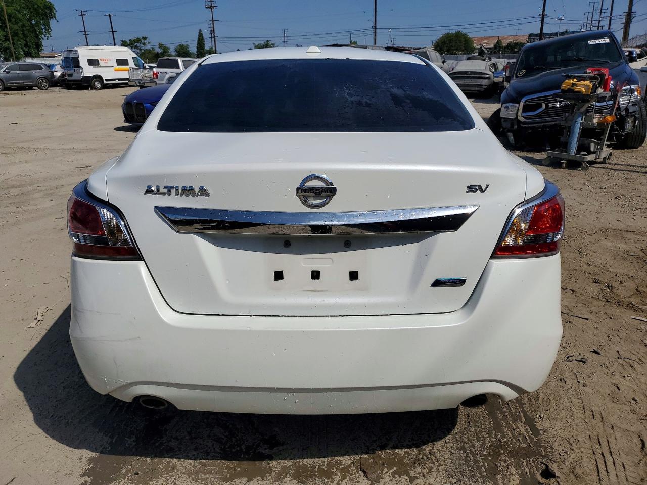 2014 Nissan Altima 2.5 Sv White vin: 1N4AL3APXEN253058