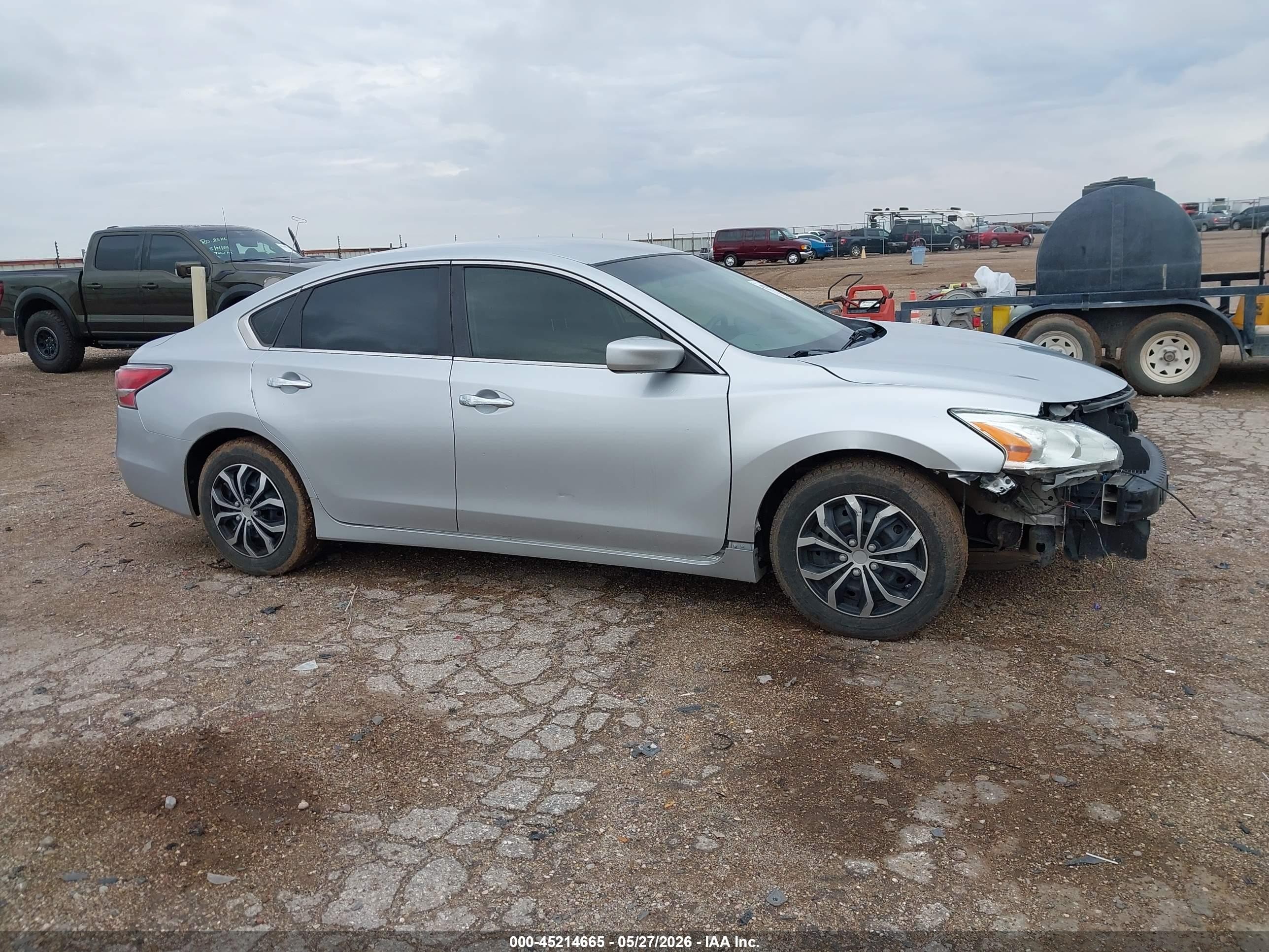 2014 Nissan Altima 2.5 S Silver vin: 1N4AL3APXEN333105