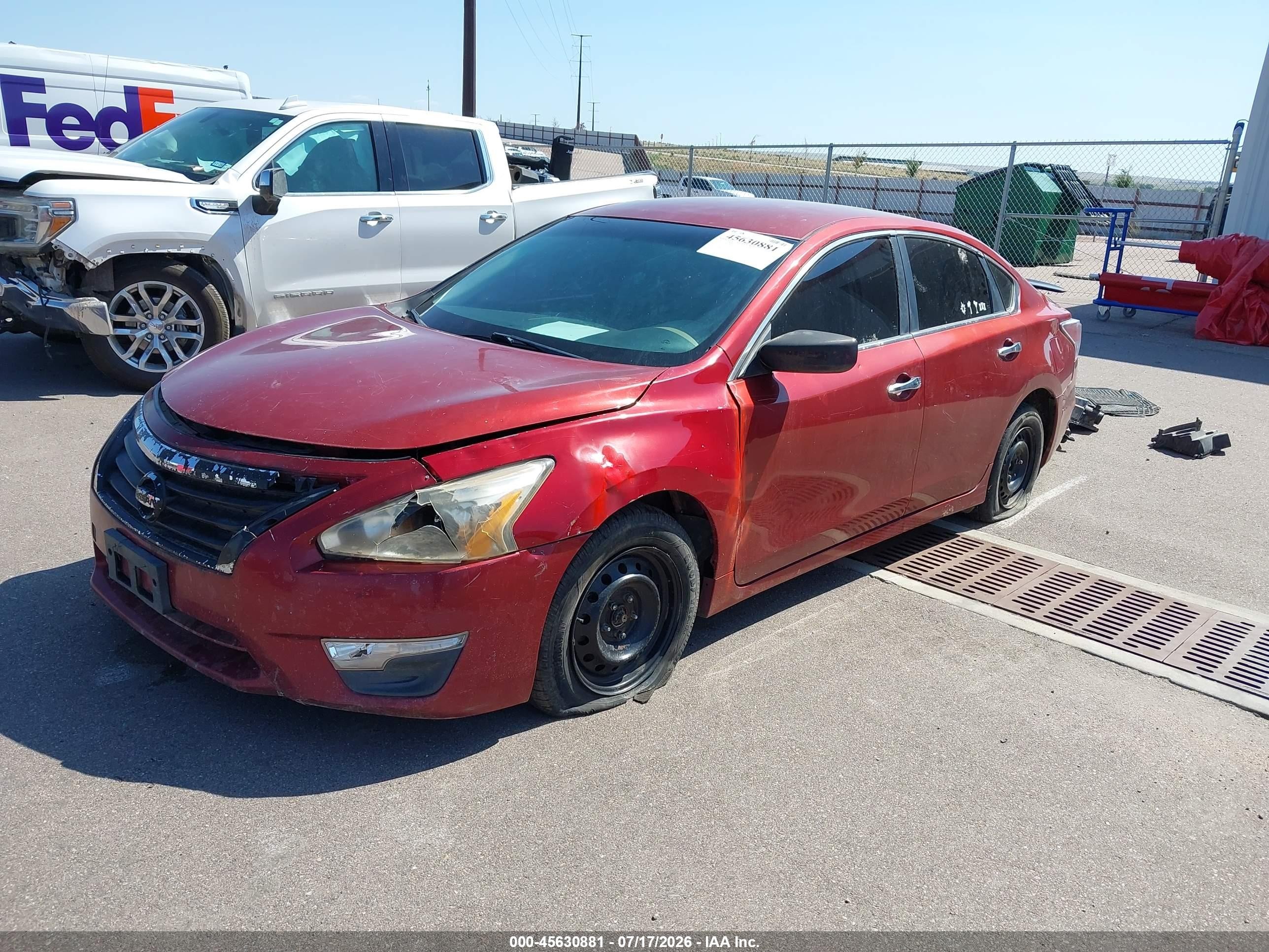 2014 Nissan Altima 2.5 S Red vin: 1N4AL3APXEN338546