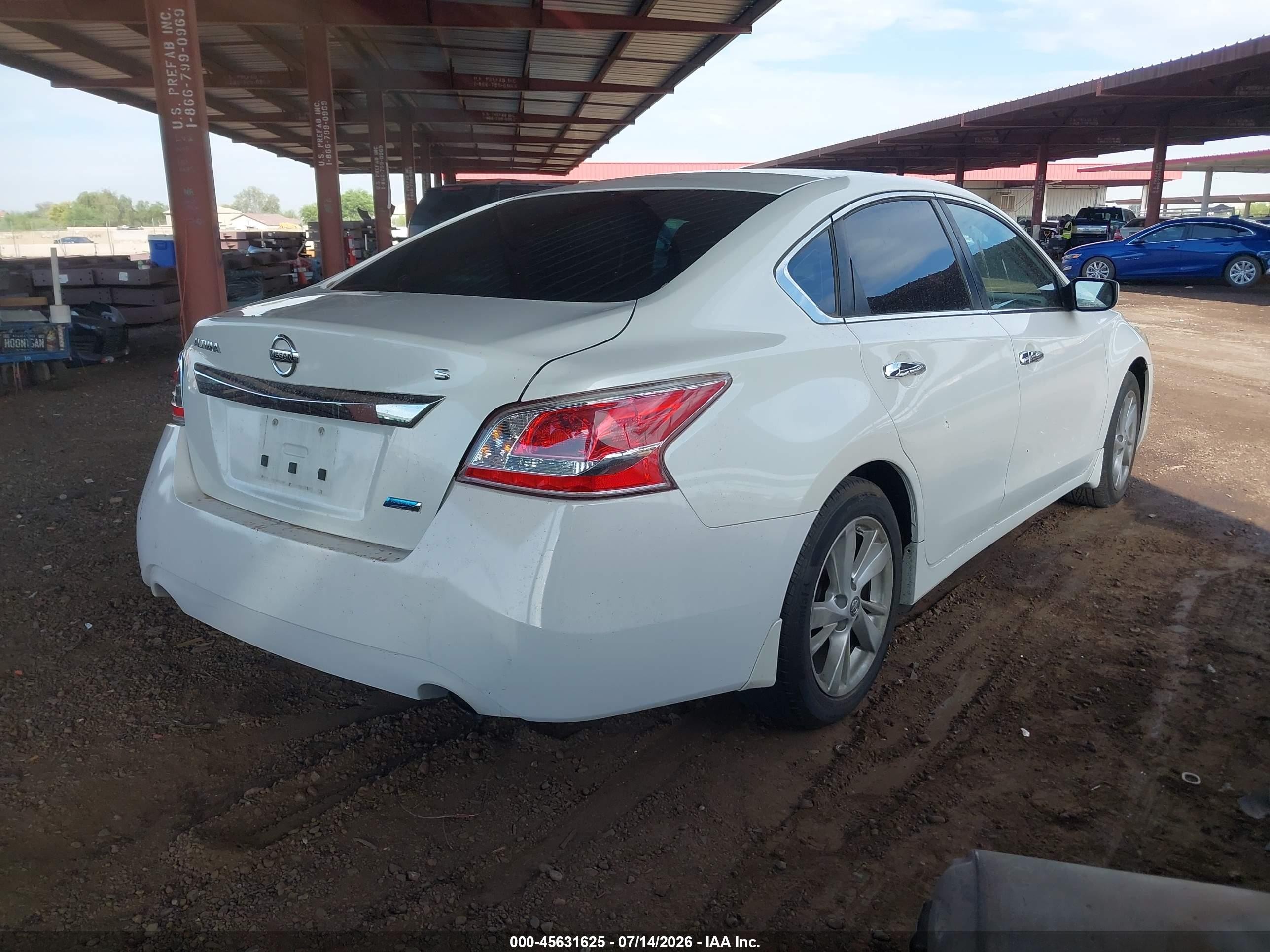 2014 Nissan Altima 2.5 S Белый vin: 1N4AL3APXEN368288
