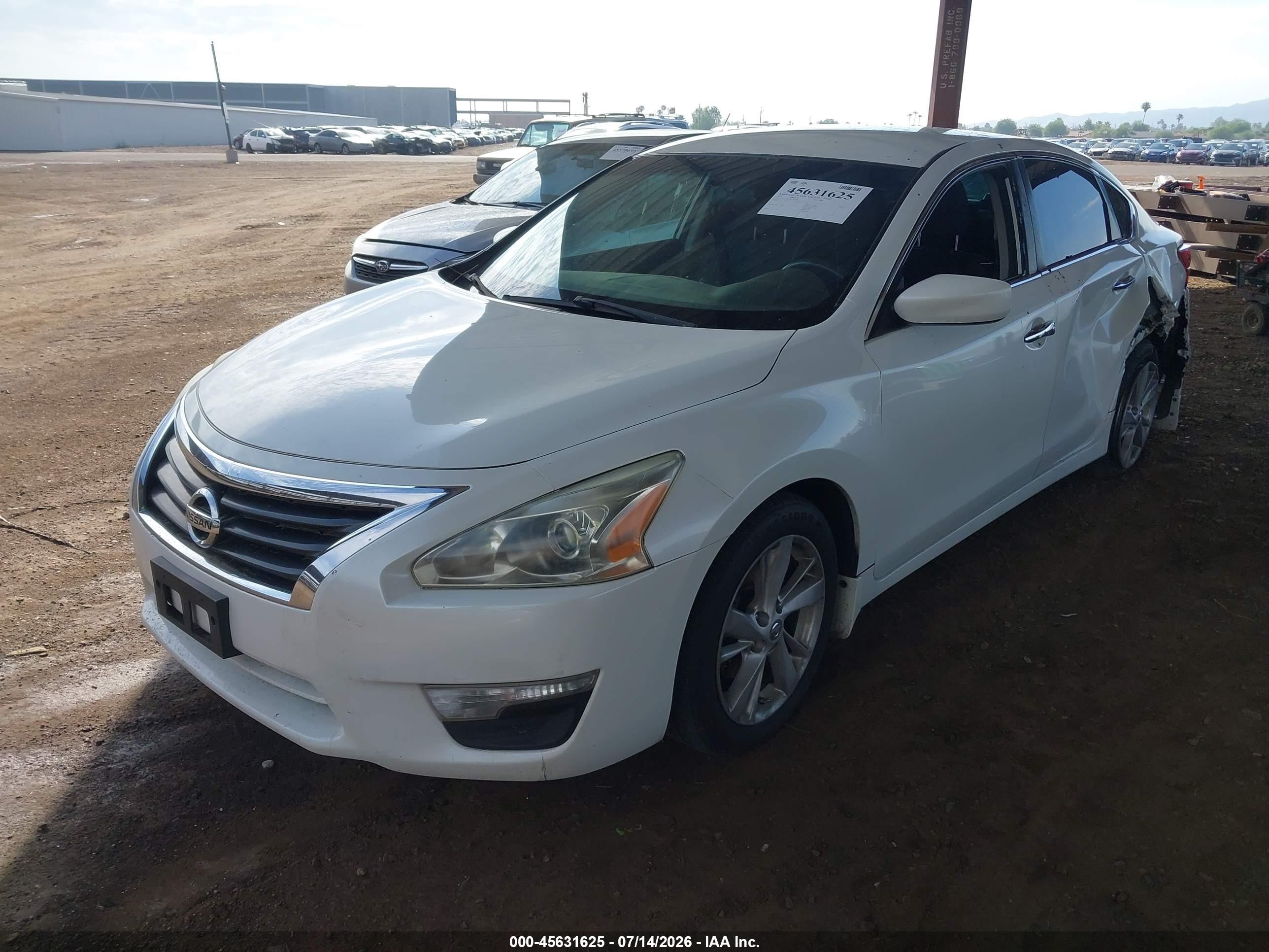 2014 Nissan Altima 2.5 S Белый vin: 1N4AL3APXEN368288
