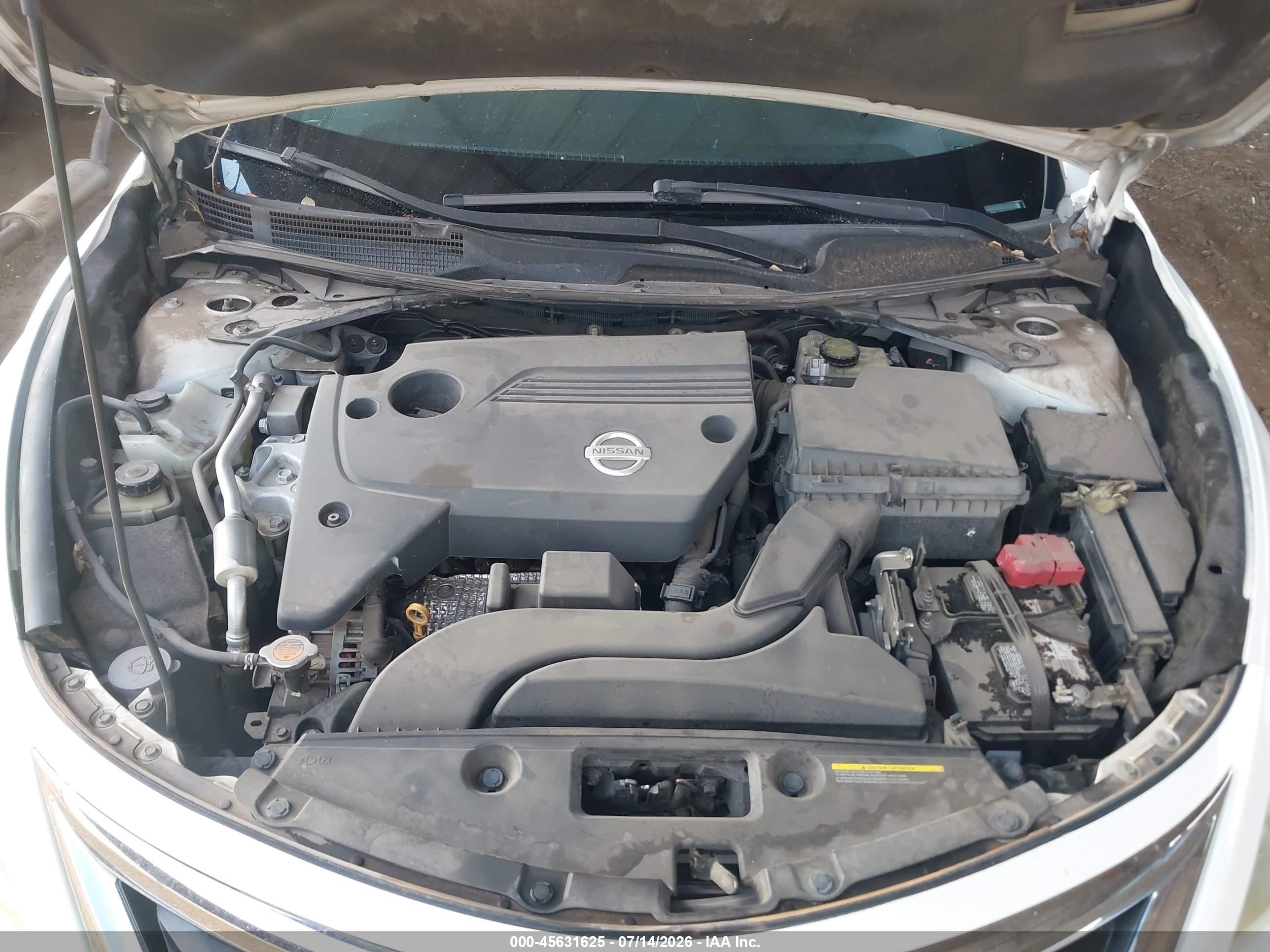 2014 Nissan Altima 2.5 S Белый vin: 1N4AL3APXEN368288