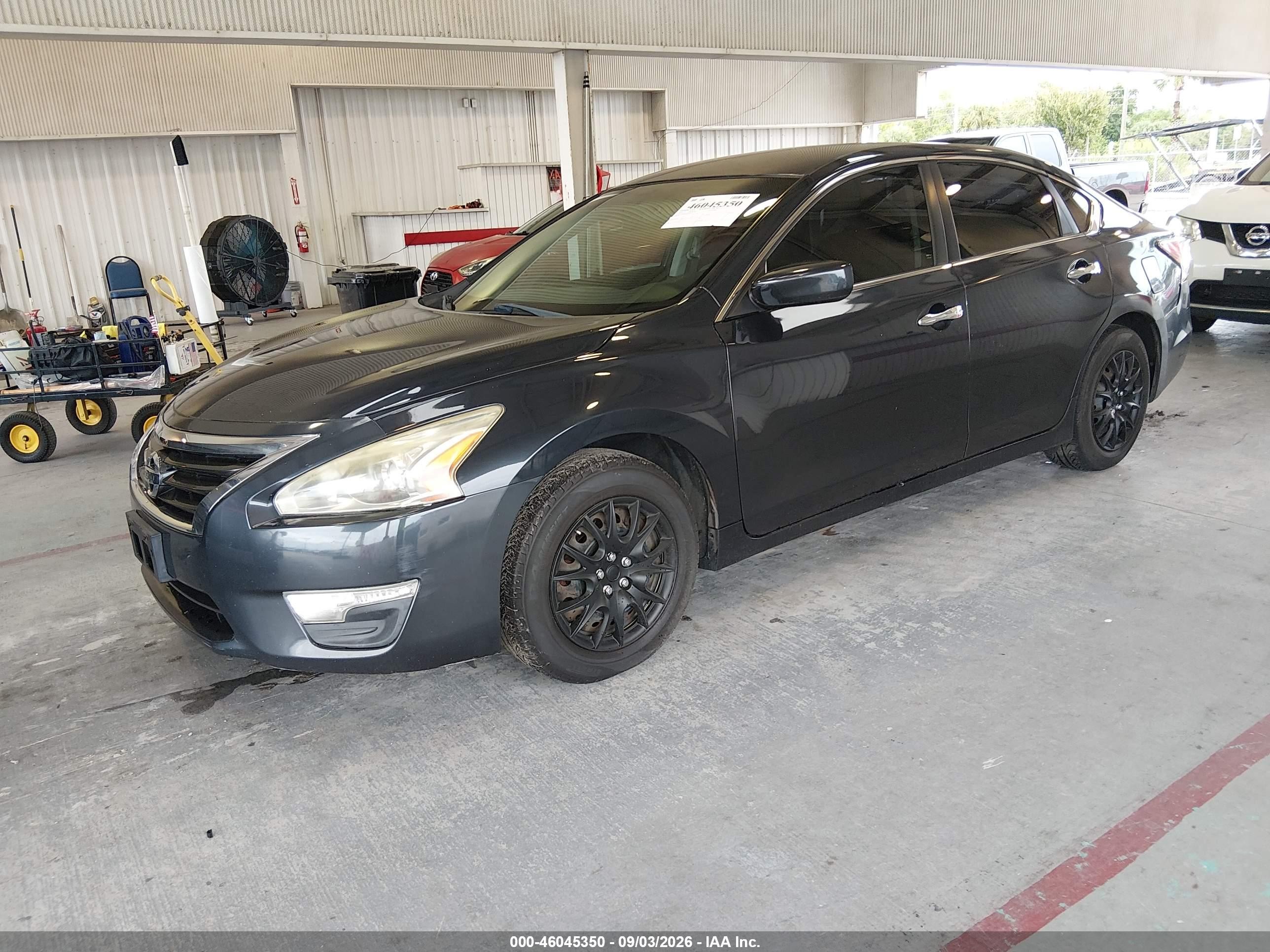 2014 Nissan Altima 2.5 S Серый vin: 1N4AL3APXEN385253