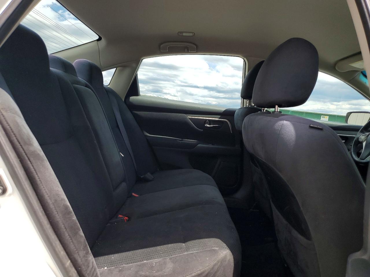 2015 Nissan Altima 2.5 Sv White vin: 1N4AL3APXFC108146