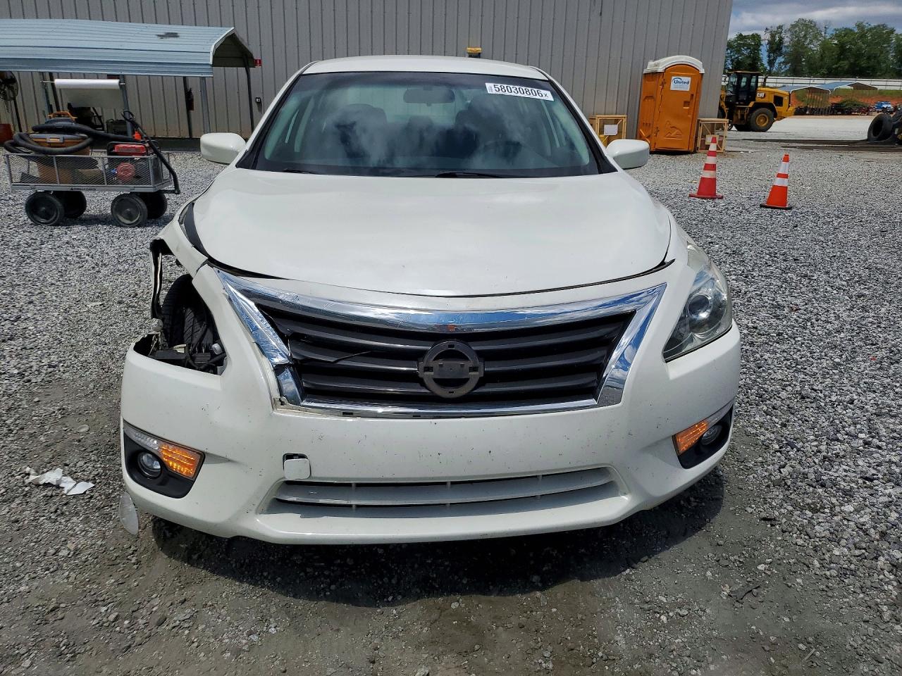 2015 Nissan Altima 2.5 Sv White vin: 1N4AL3APXFC108146