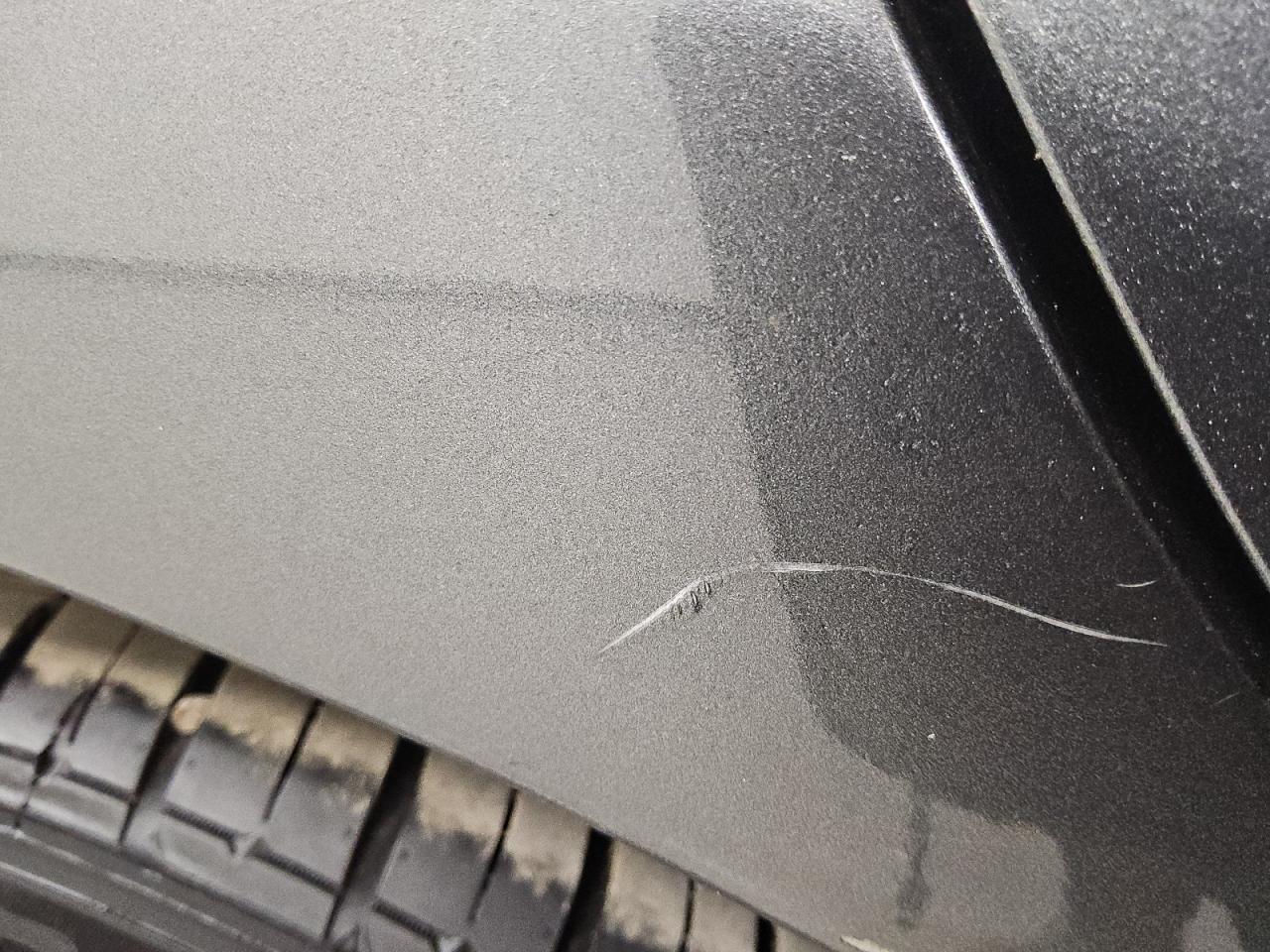 2015 Nissan Altima 2.5 Sv Gray vin: 1N4AL3APXFC111032 Damage: Right Qtr Panel, Heavy Scratch, 1 To 2 Inches