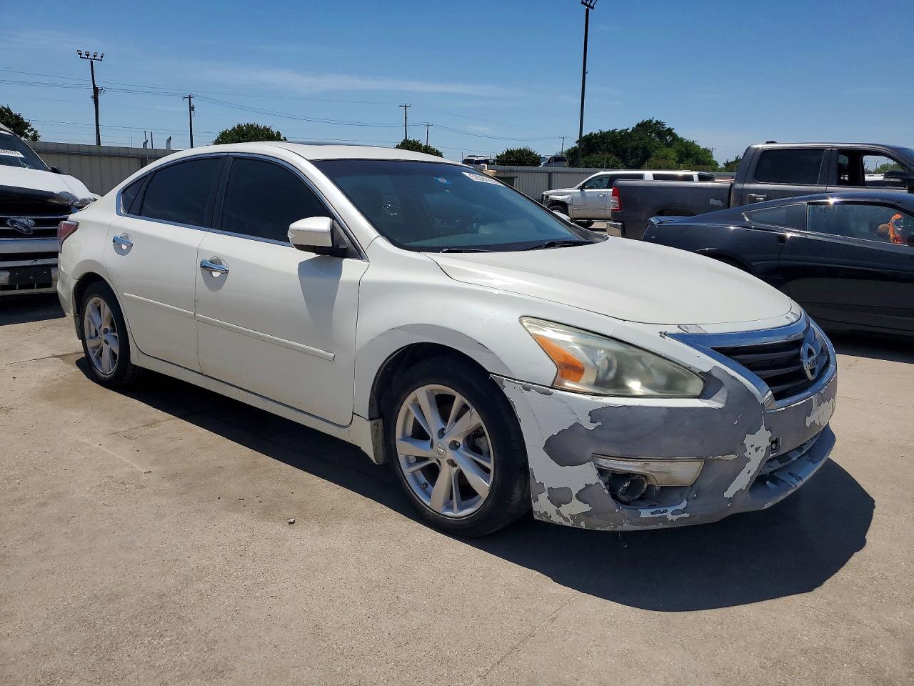 2015 Nissan Altima 2.5 Sv White vin: 1N4AL3APXFC124301
