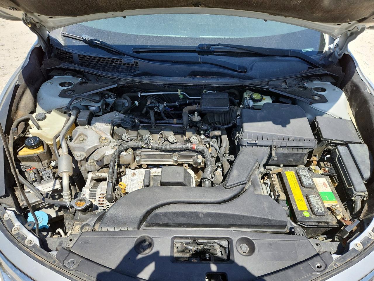 2015 Nissan Altima 2.5 S Silver vin: 1N4AL3APXFC133564