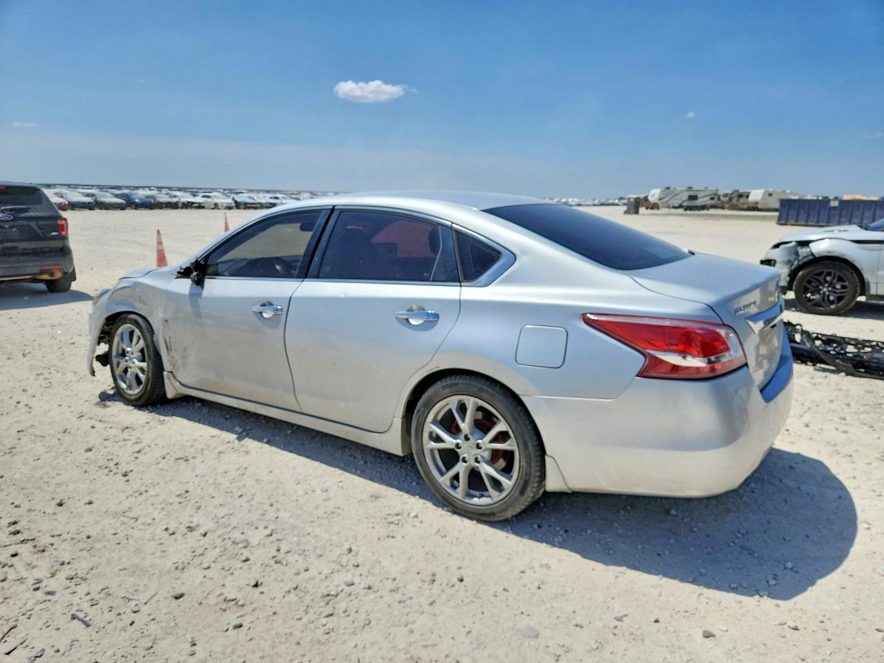 2015 Nissan Altima 2.5 S Silver vin: 1N4AL3APXFC133564