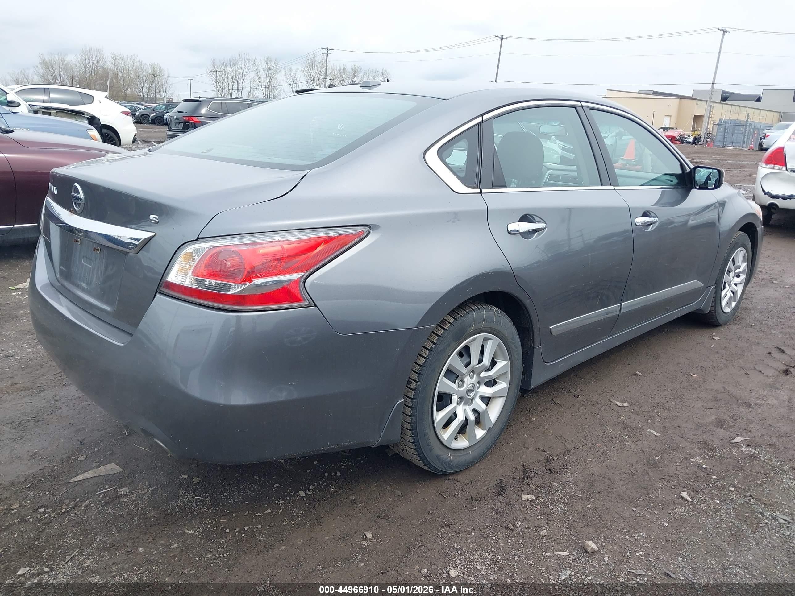 2015 Nissan Altima 2.5 S Gray vin: 1N4AL3APXFC139574