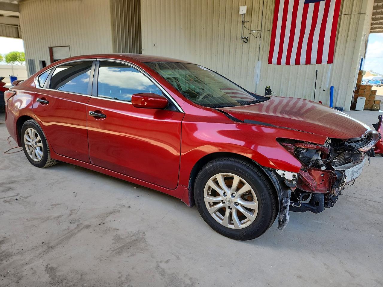 2015 Nissan Altima 2.5 S Red vin: 1N4AL3APXFC144631