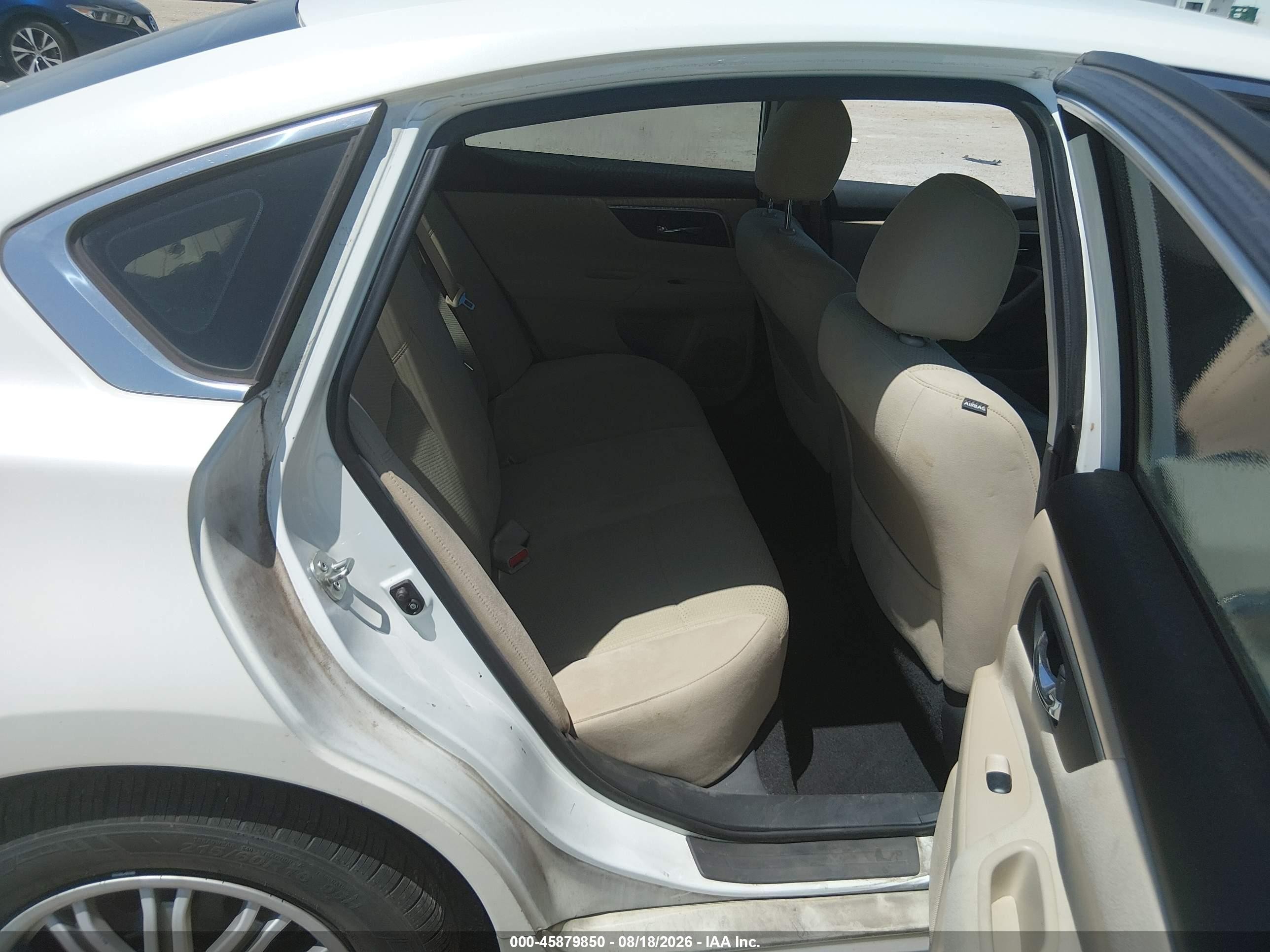 2015 Nissan Altima 2.5 S White vin: 1N4AL3APXFC177497