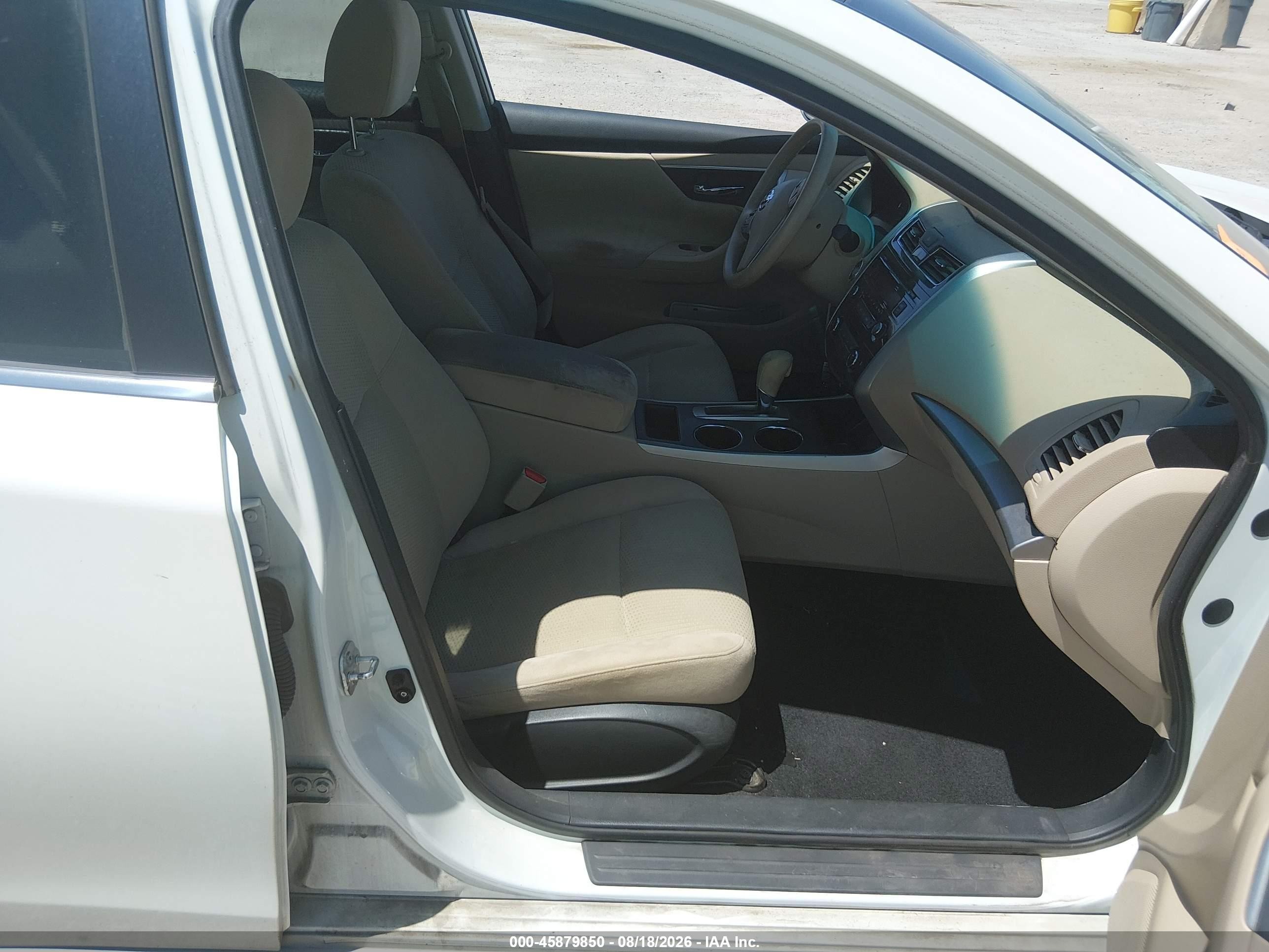 2015 Nissan Altima 2.5 S White vin: 1N4AL3APXFC177497