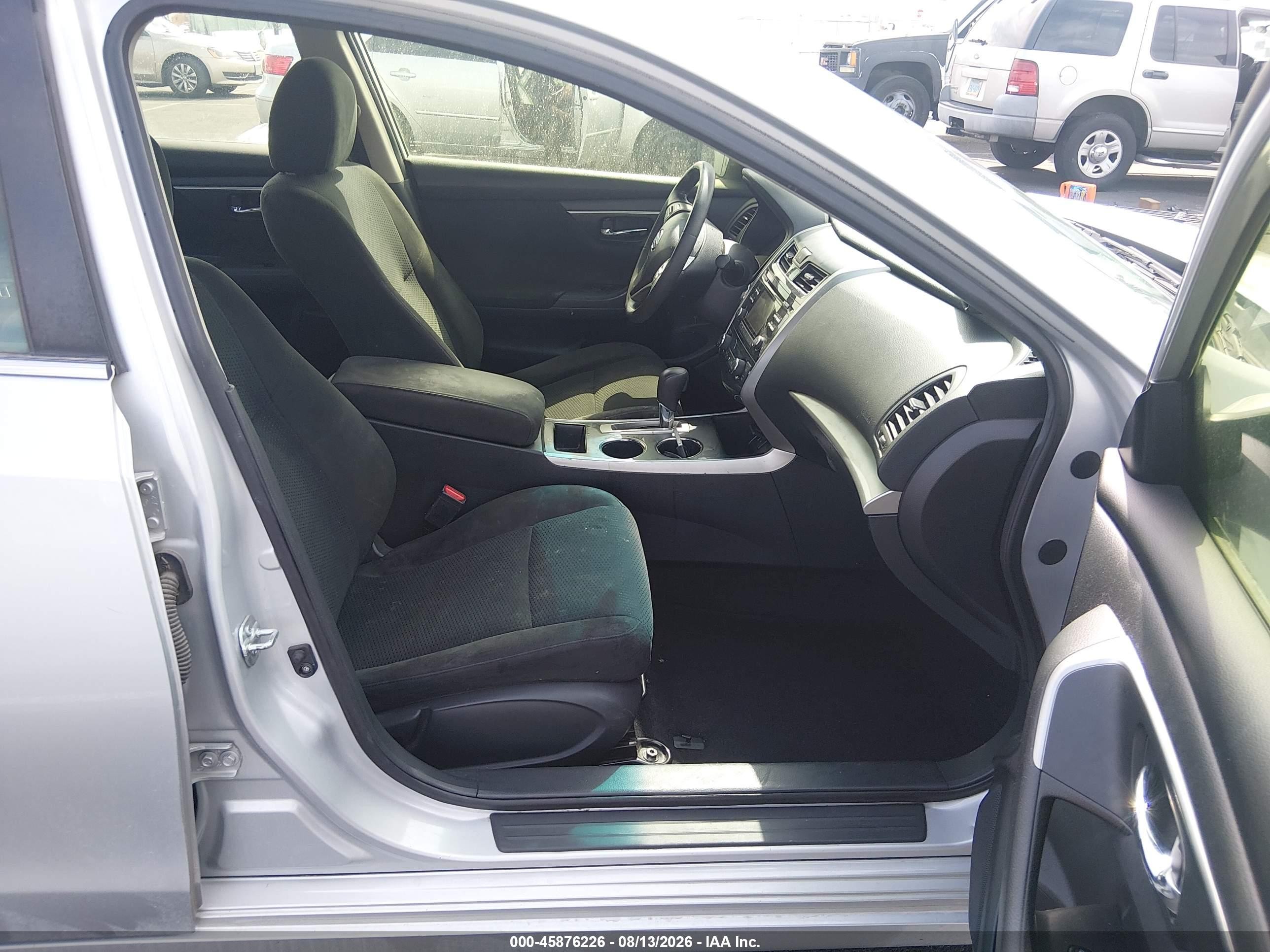 2015 Nissan Altima 2.5 Sv Silver vin: 1N4AL3APXFC185020
