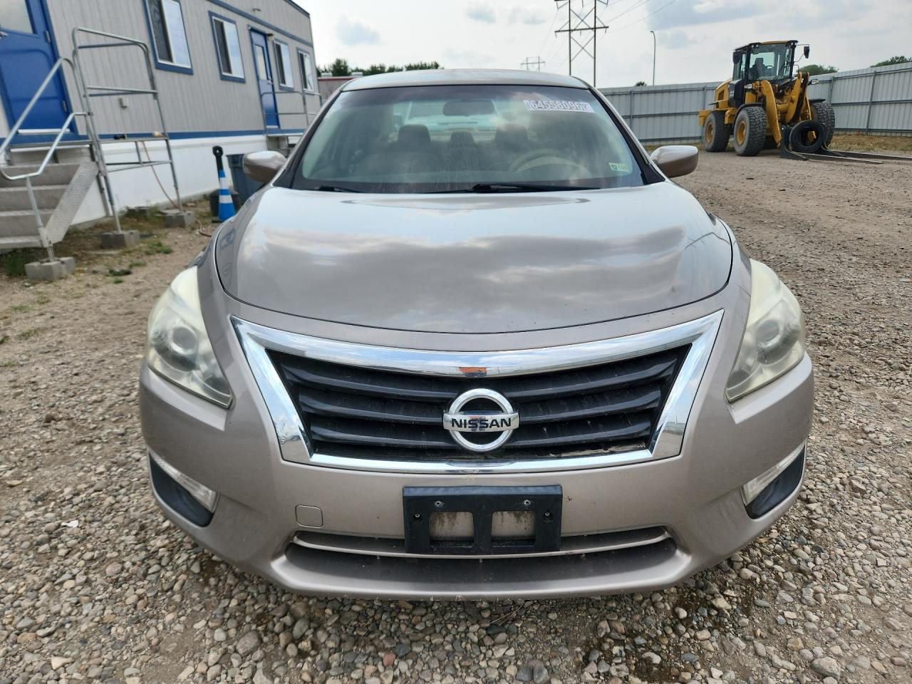 2015 Nissan Altima 2.5 S Beige vin: 1N4AL3APXFC186779 Damage: Left Head Lamp, Faded, Repair Required