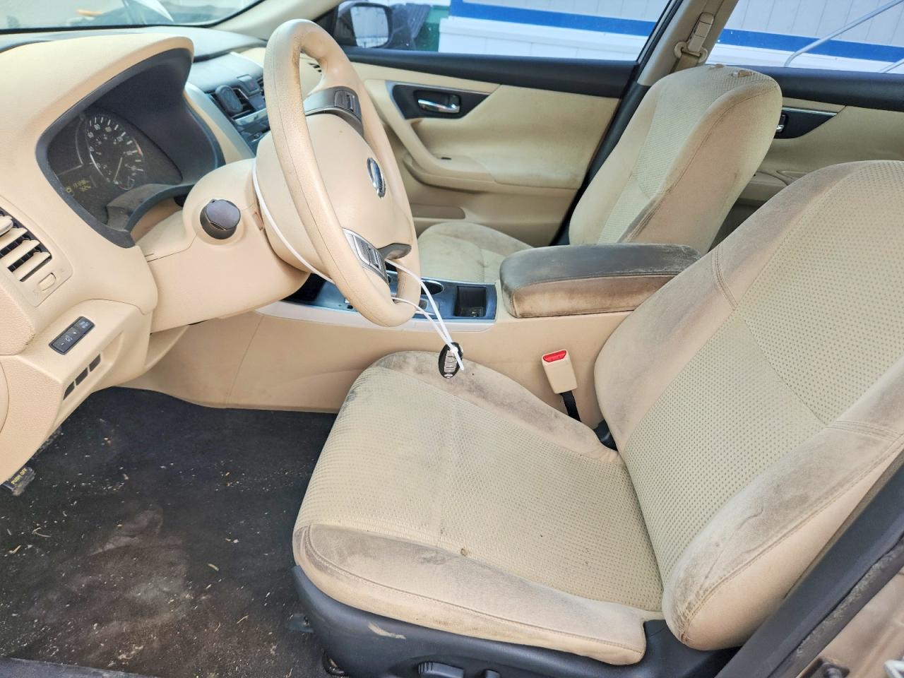 2015 Nissan Altima 2.5 S Beige vin: 1N4AL3APXFC186779