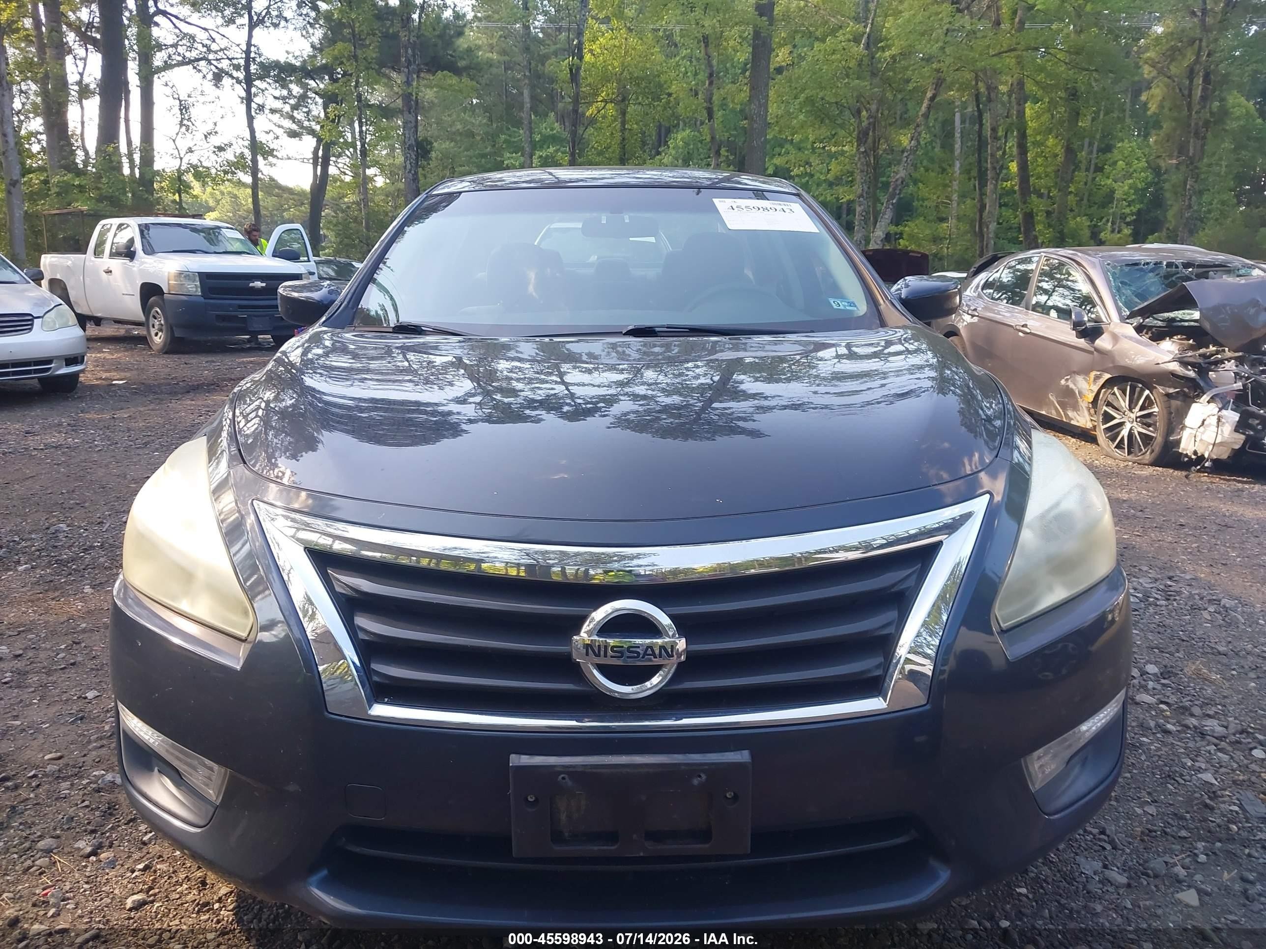 2015 Nissan Altima 2.5 S Серый vin: 1N4AL3APXFC192825