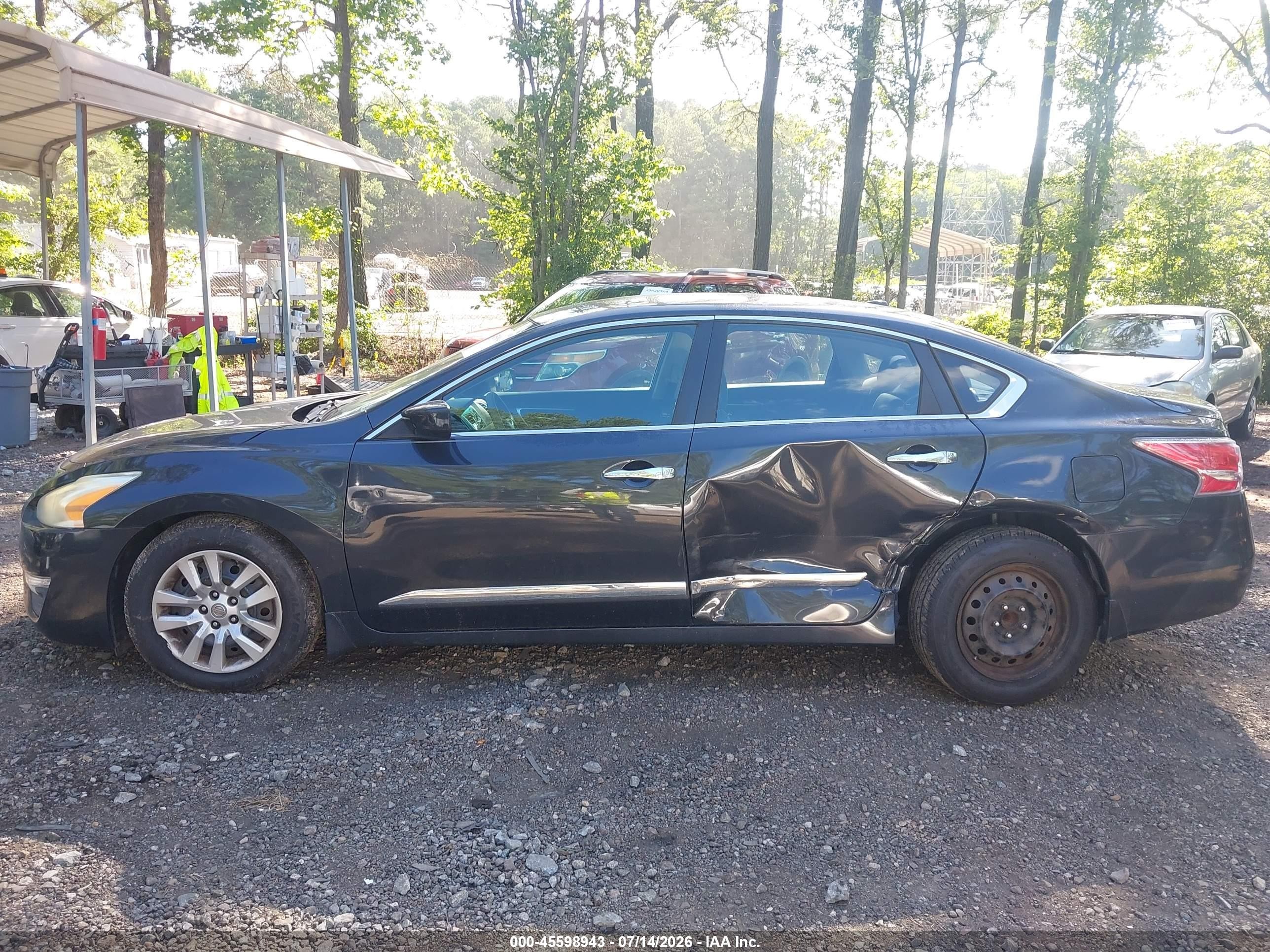 2015 Nissan Altima 2.5 S Серый vin: 1N4AL3APXFC192825