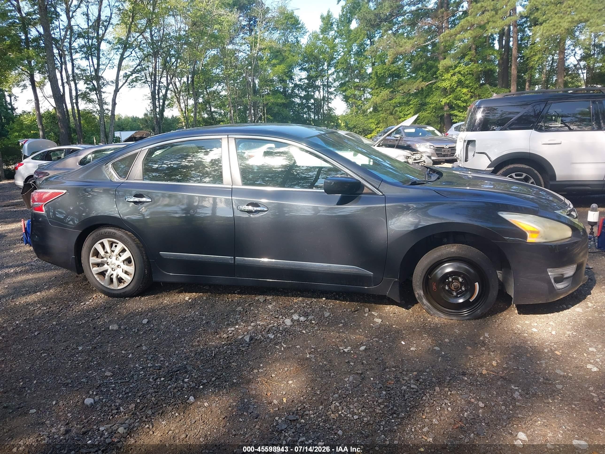 2015 Nissan Altima 2.5 S Серый vin: 1N4AL3APXFC192825