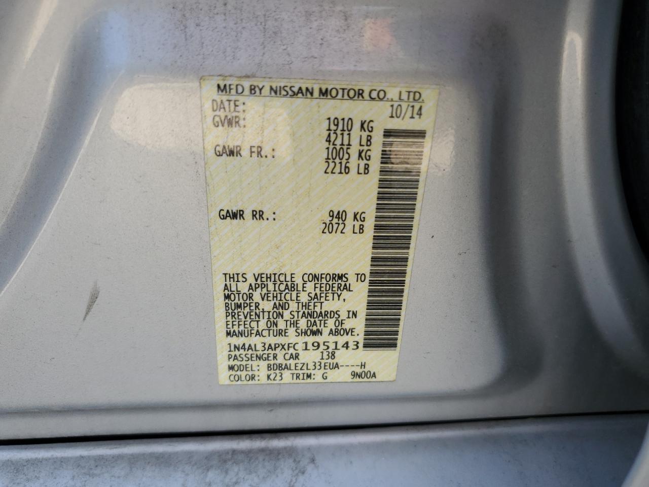 2015 Niss Altima 2.5 S Silver vin: 1N4AL3APXFC195143