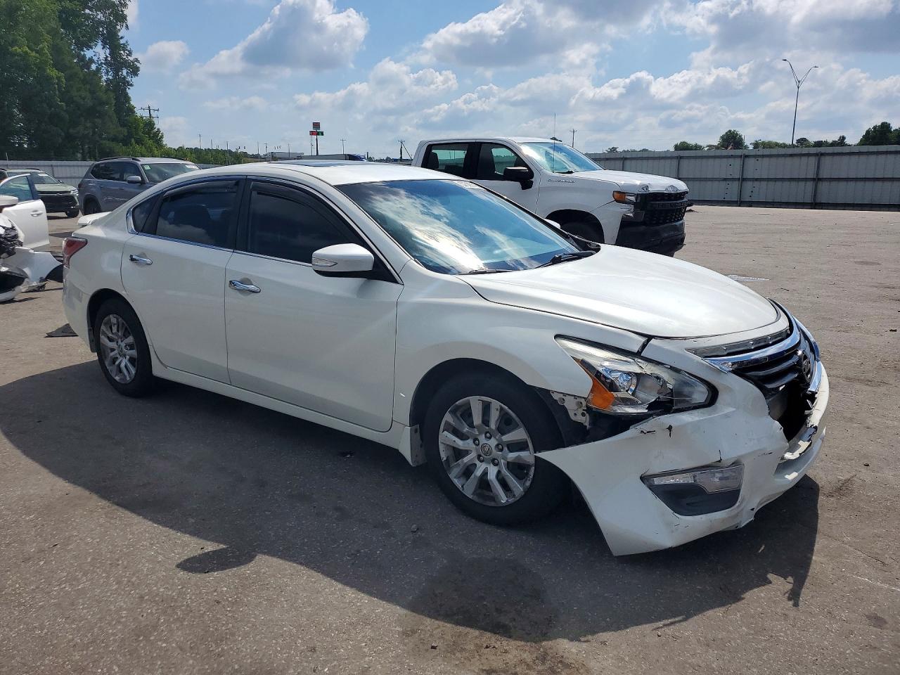 2015 Nissan Altima 2.5 S Белый vin: 1N4AL3APXFC198267
